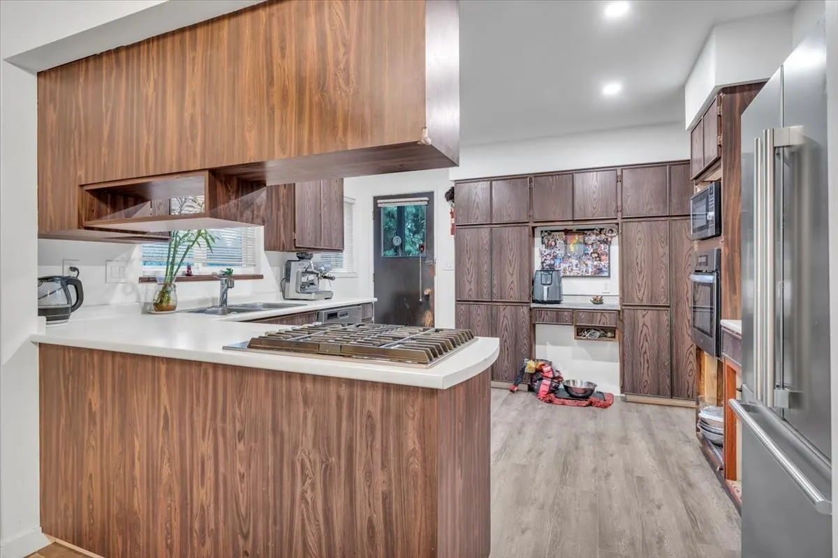 1707 Dempsey Road