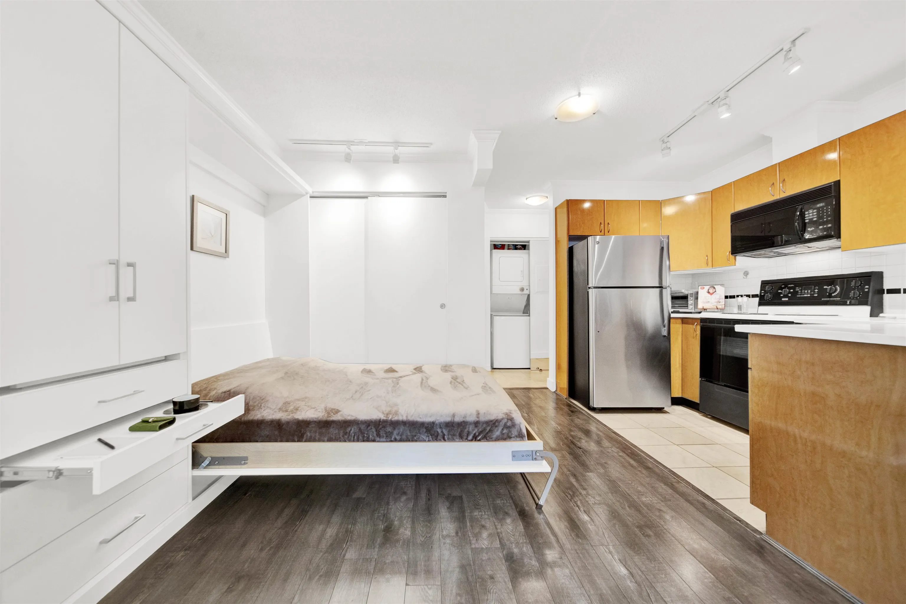 510 939 Homer Street