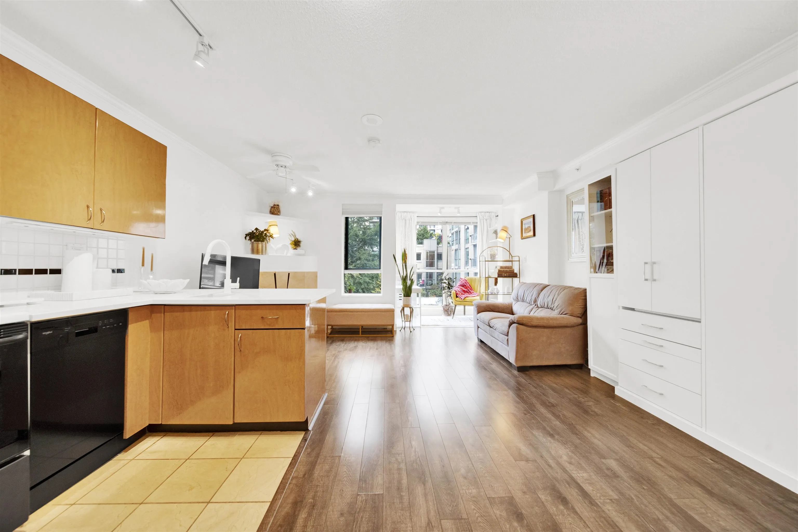 510 939 Homer Street