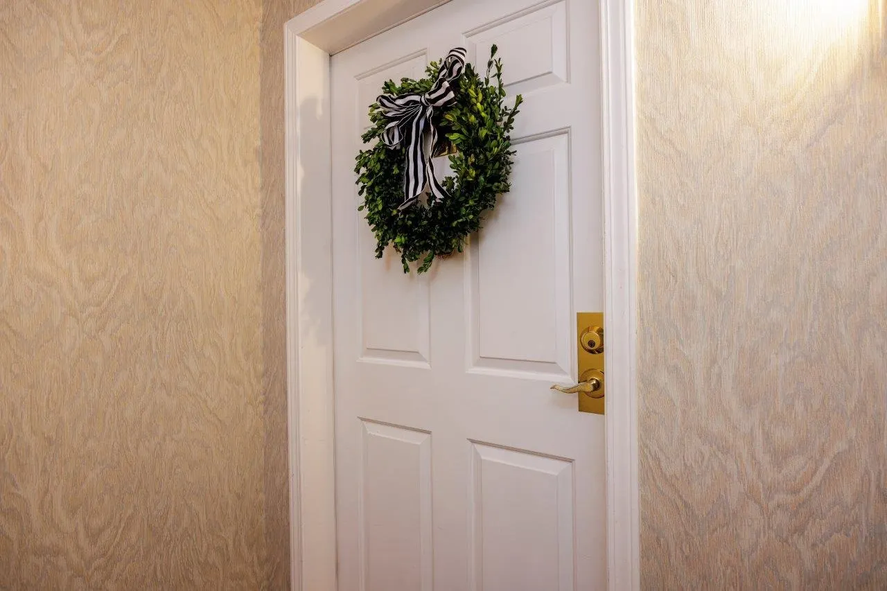 17 2150 Marine Drive