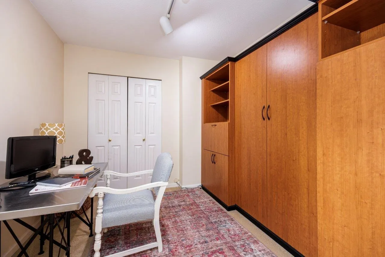 17 2150 Marine Drive