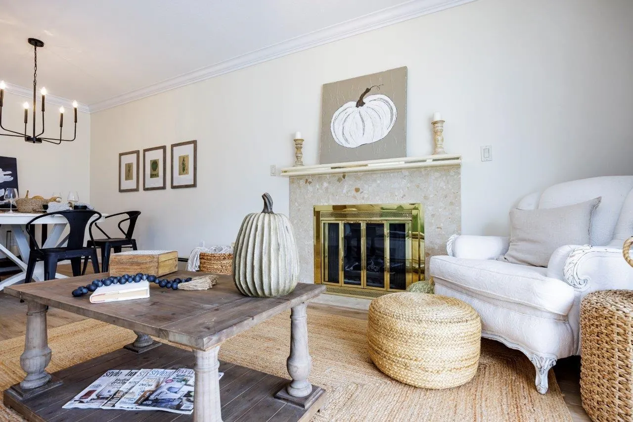 17 2150 Marine Drive