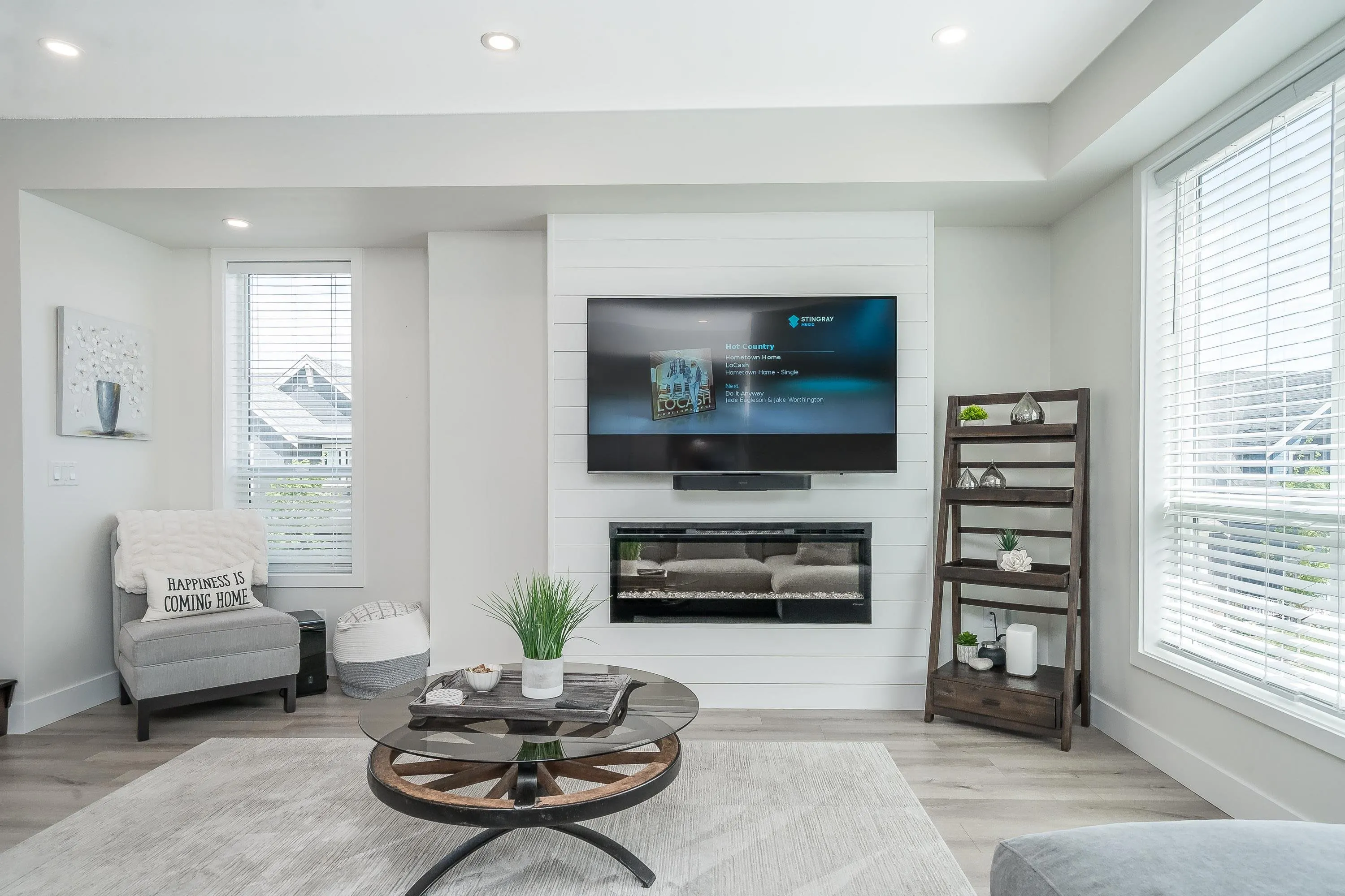 159 46211 Promontory Road