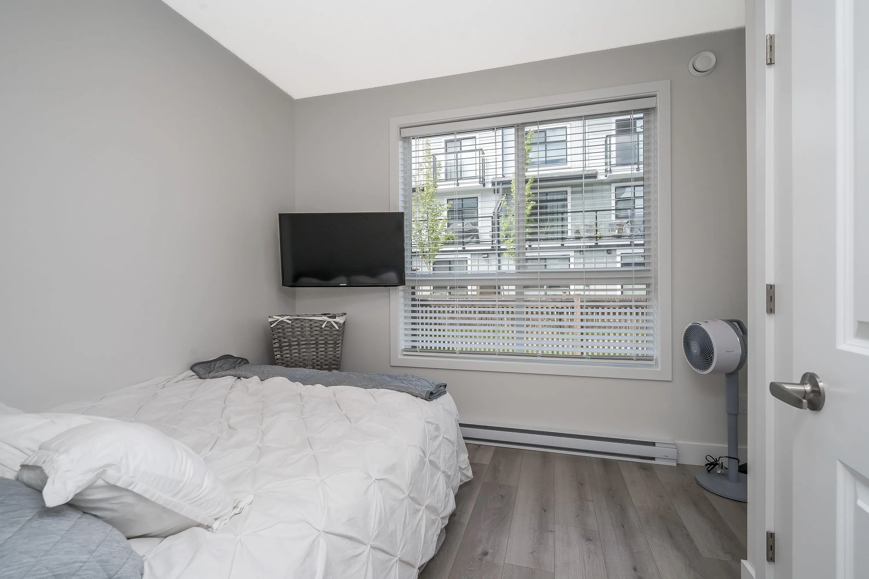 159 46211 Promontory Road