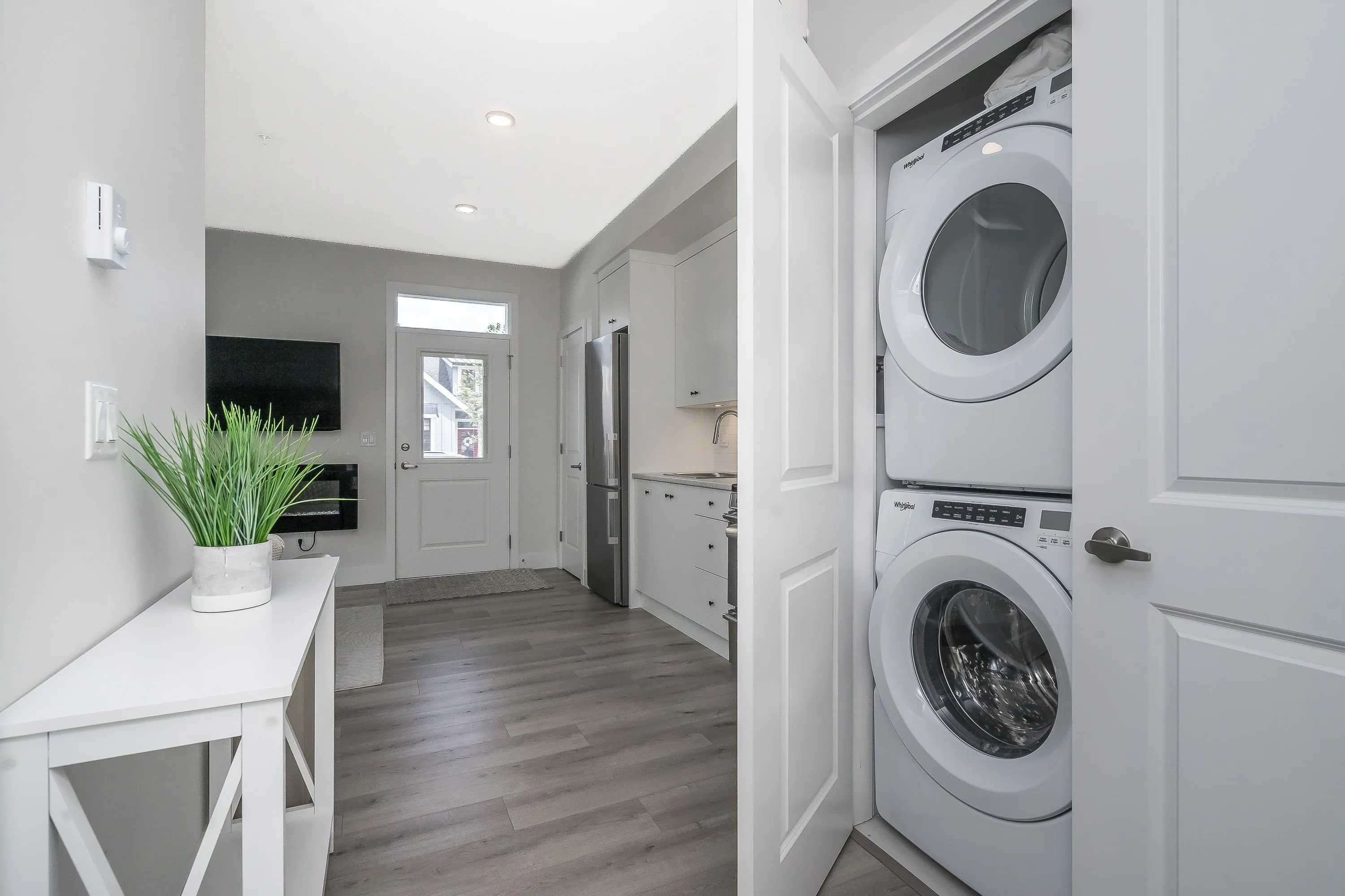 159 46211 Promontory Road