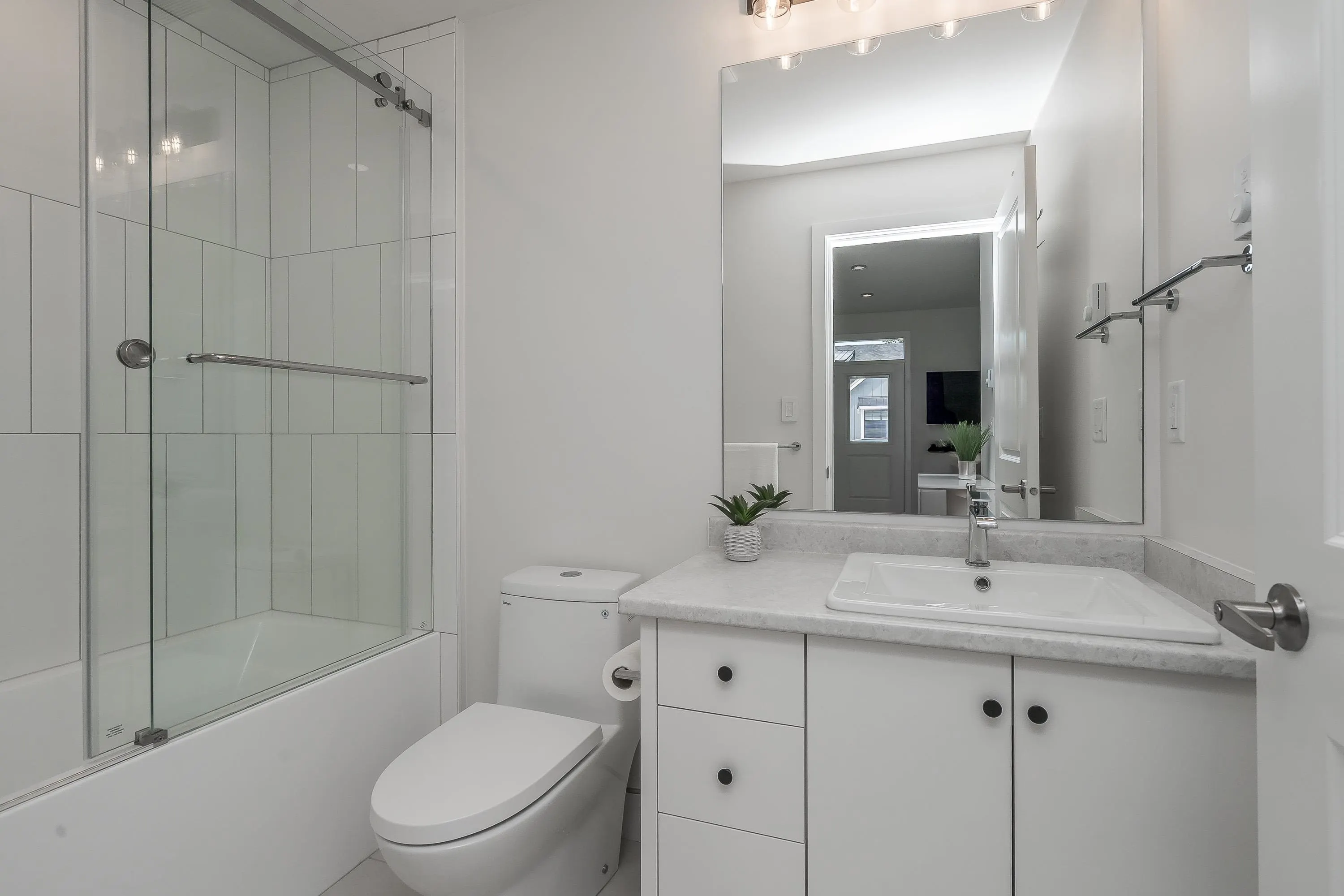 159 46211 Promontory Road