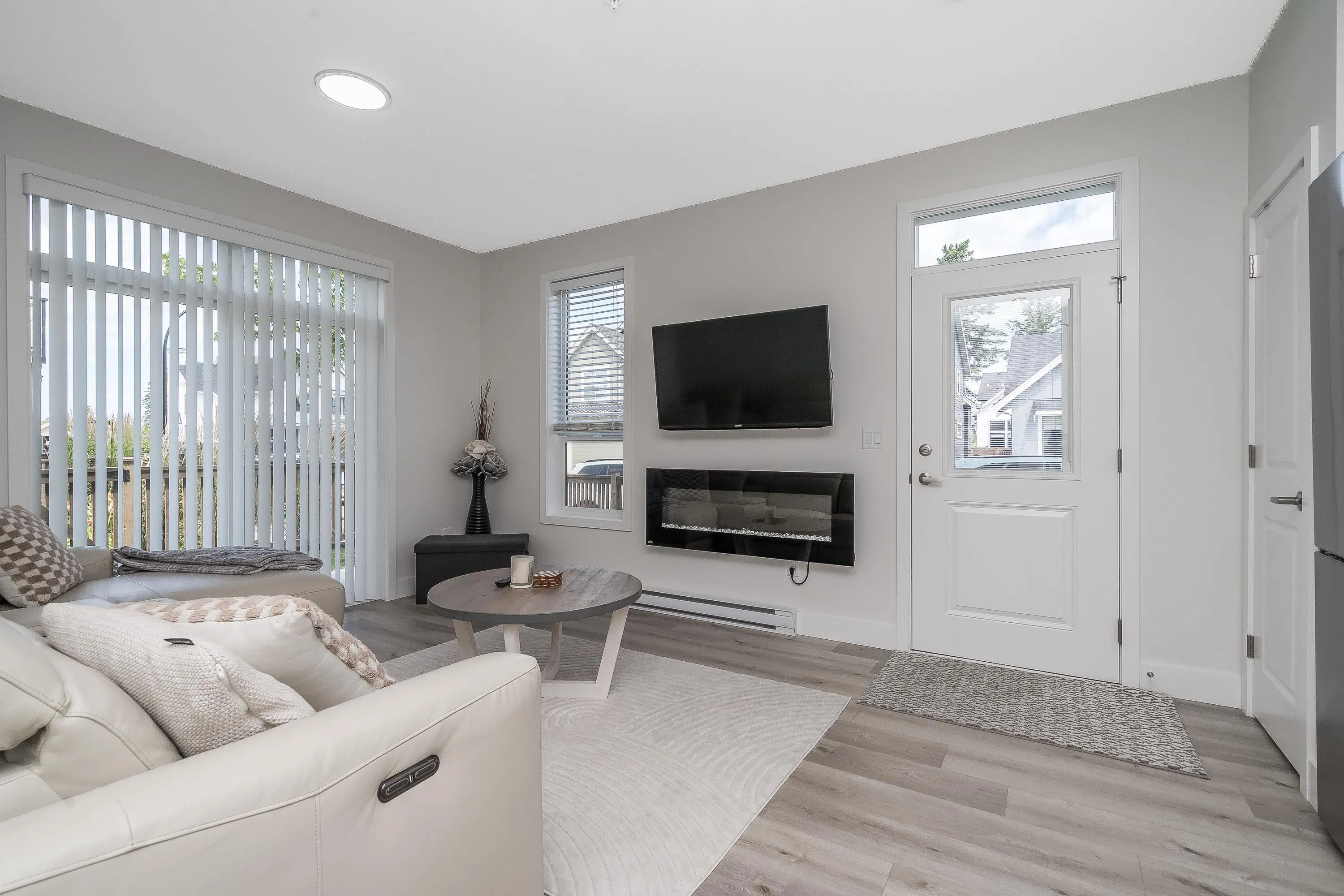 159 46211 Promontory Road