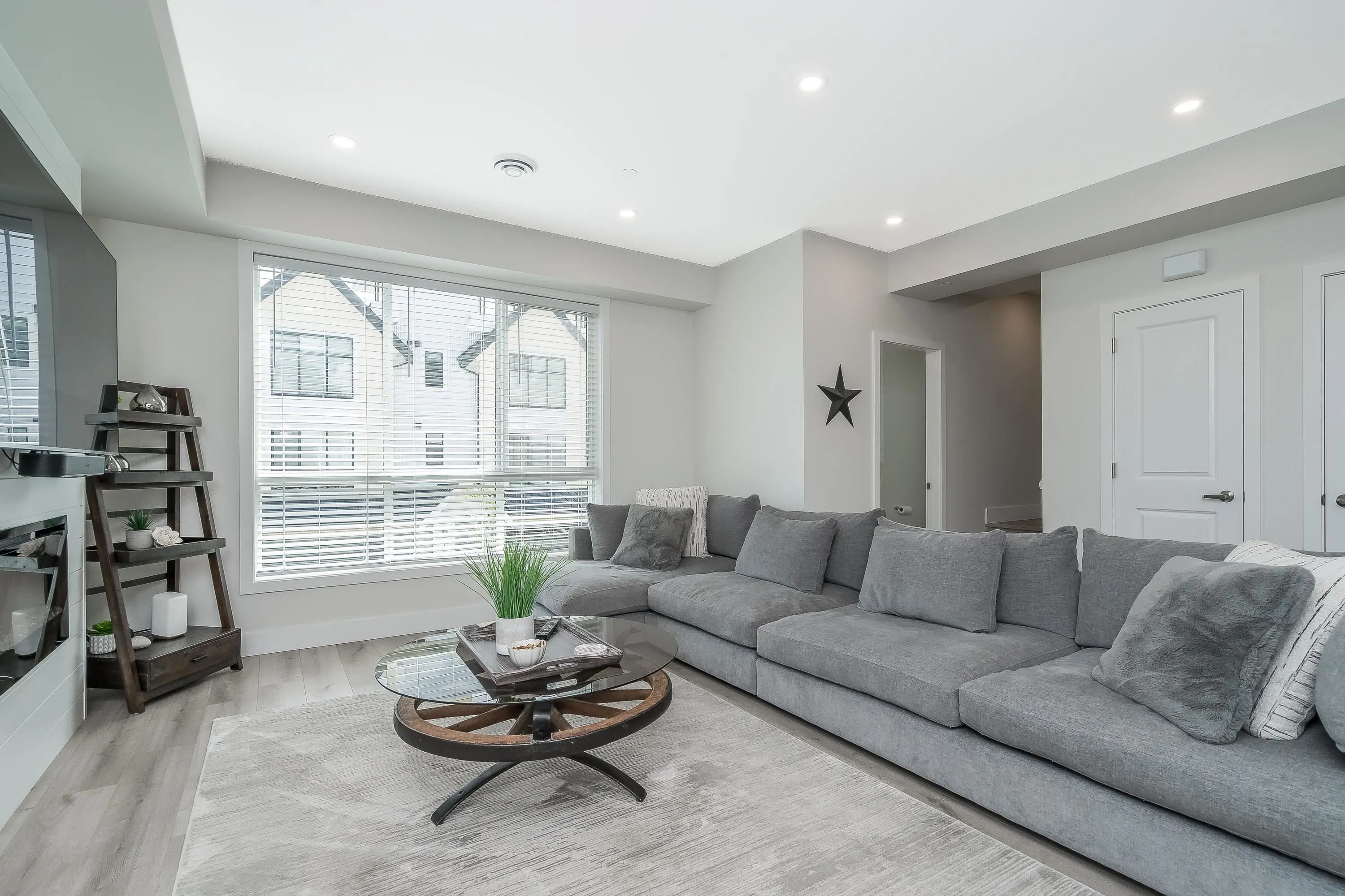 159 46211 Promontory Road