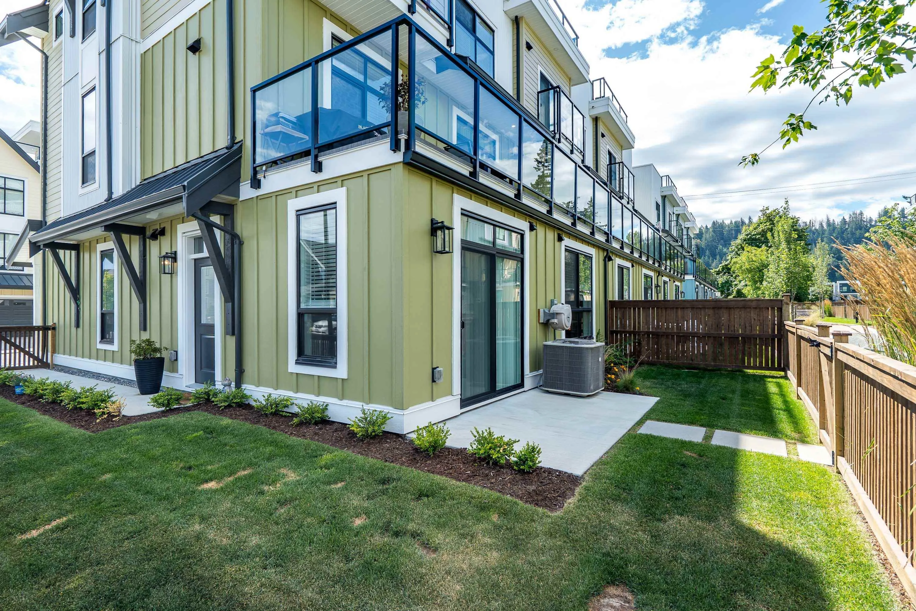 159 46211 Promontory Road