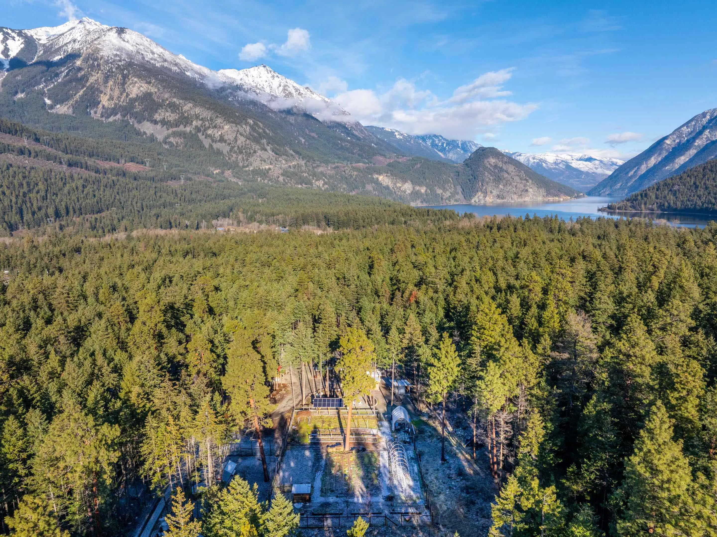 6 9866 Pemberton Portage Road