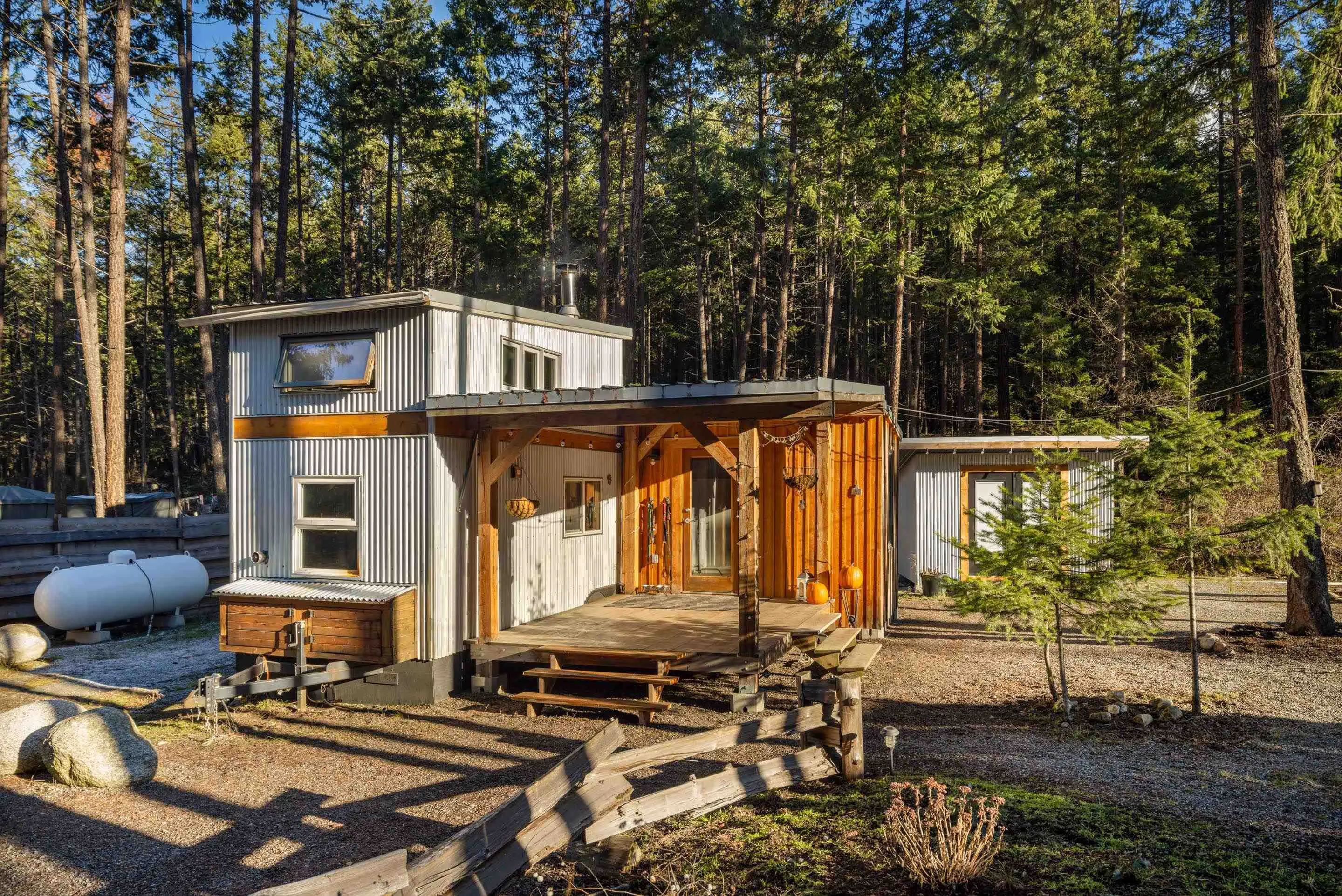 6 9866 Pemberton Portage Road