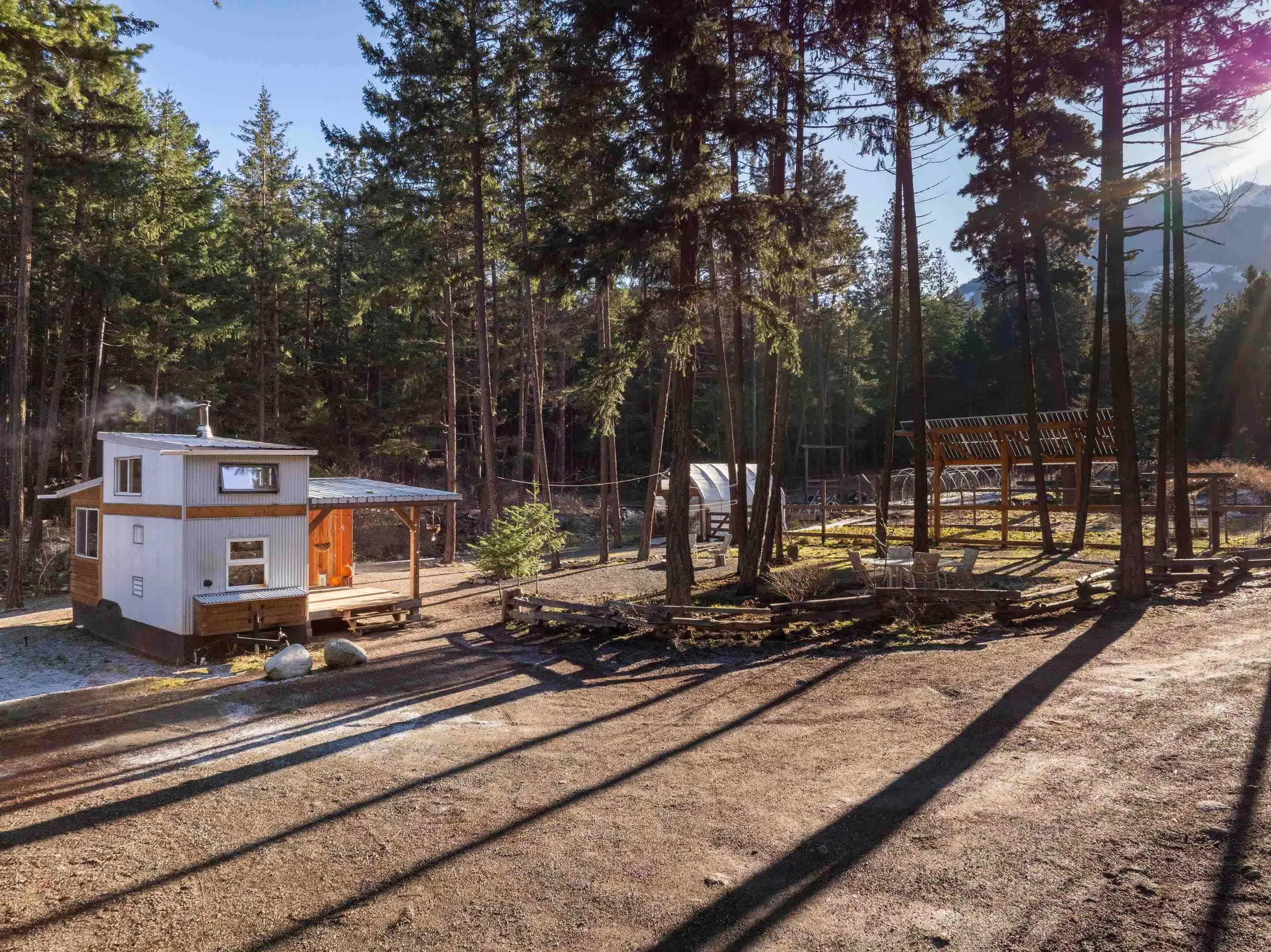 6 9866 Pemberton Portage Road