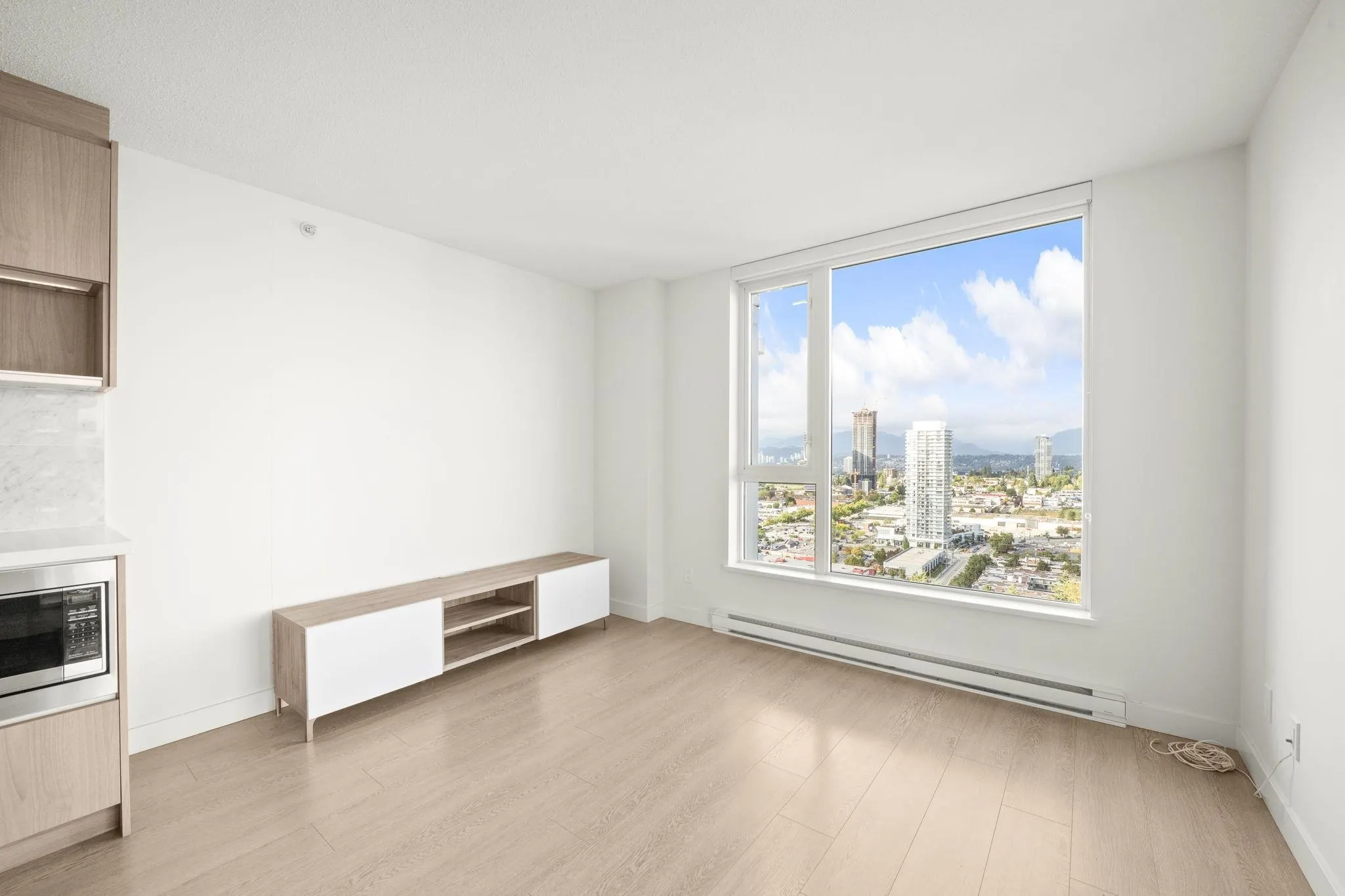 3112 13696 100 Avenue