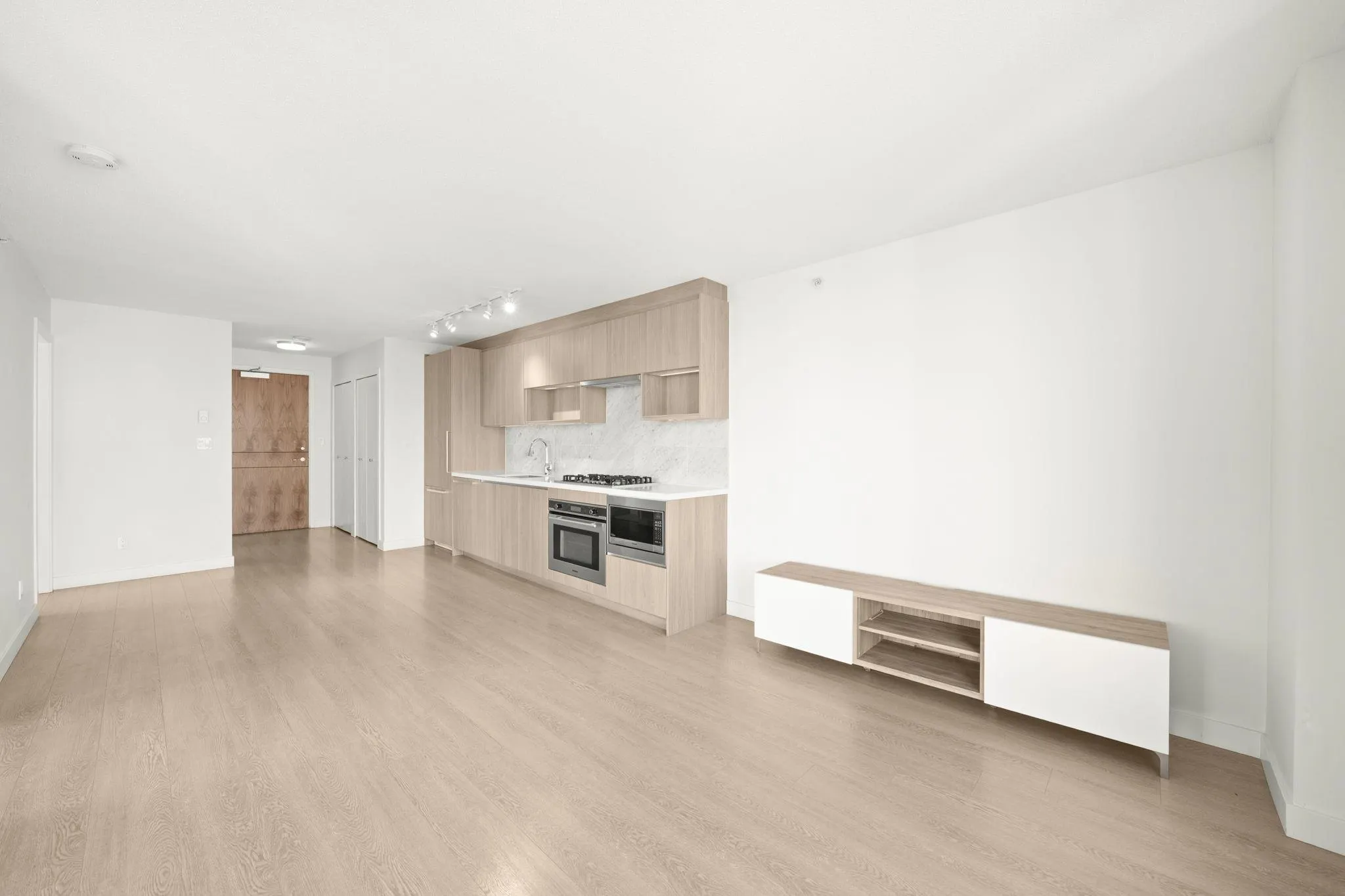 3112 13696 100 Avenue