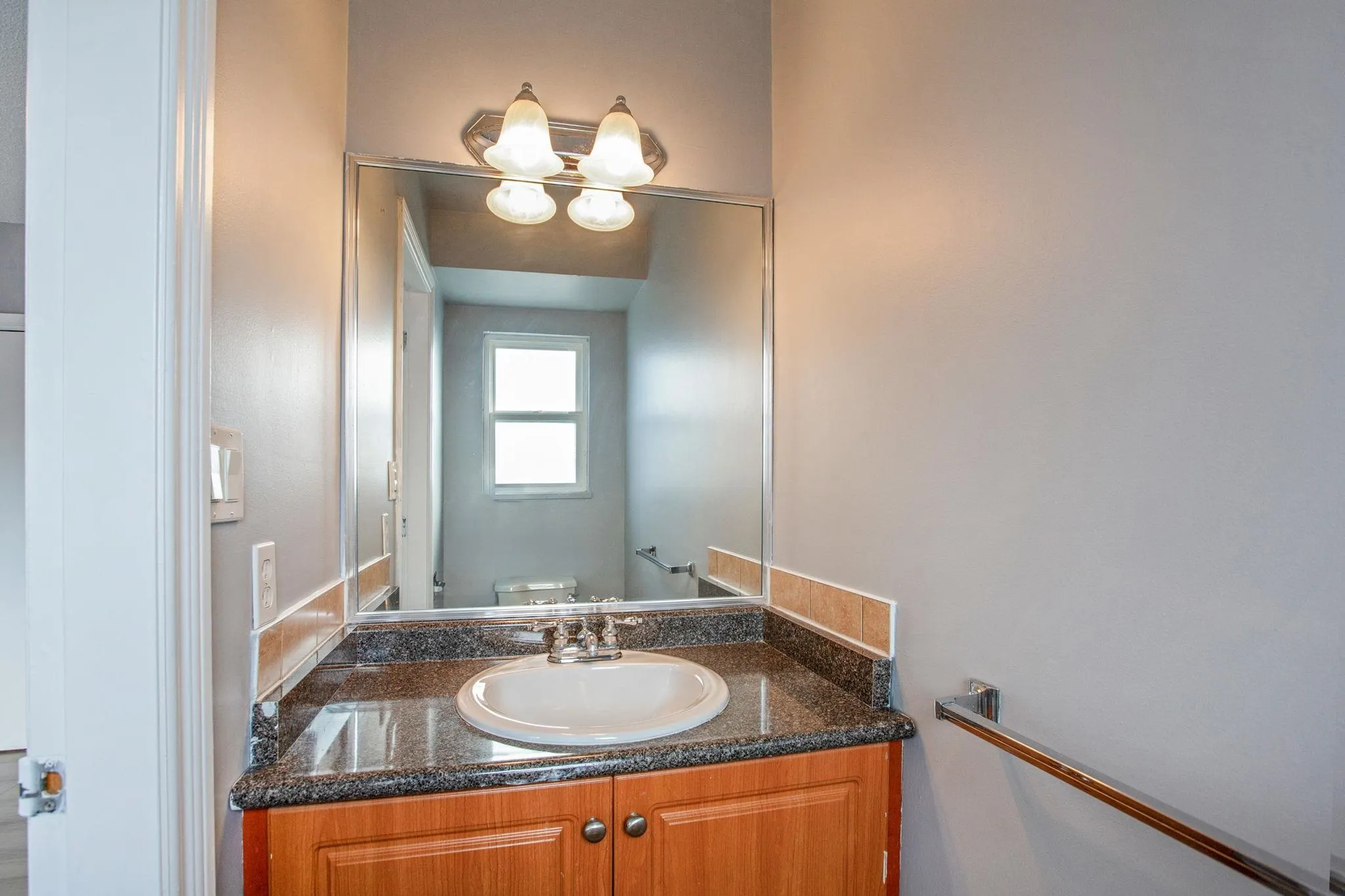 Basement 11778 73 Avenue
