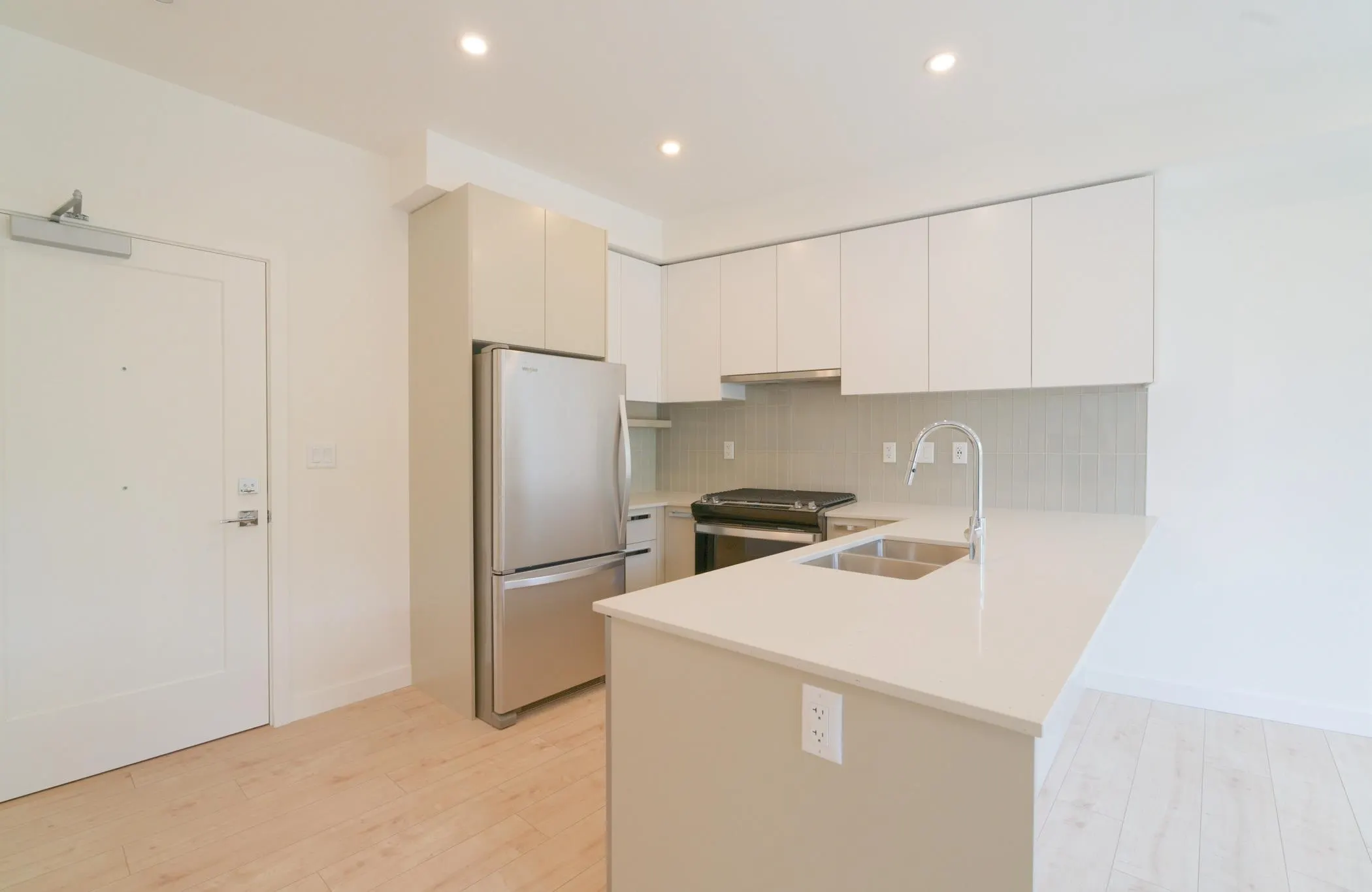 314 13788 76 Avenue