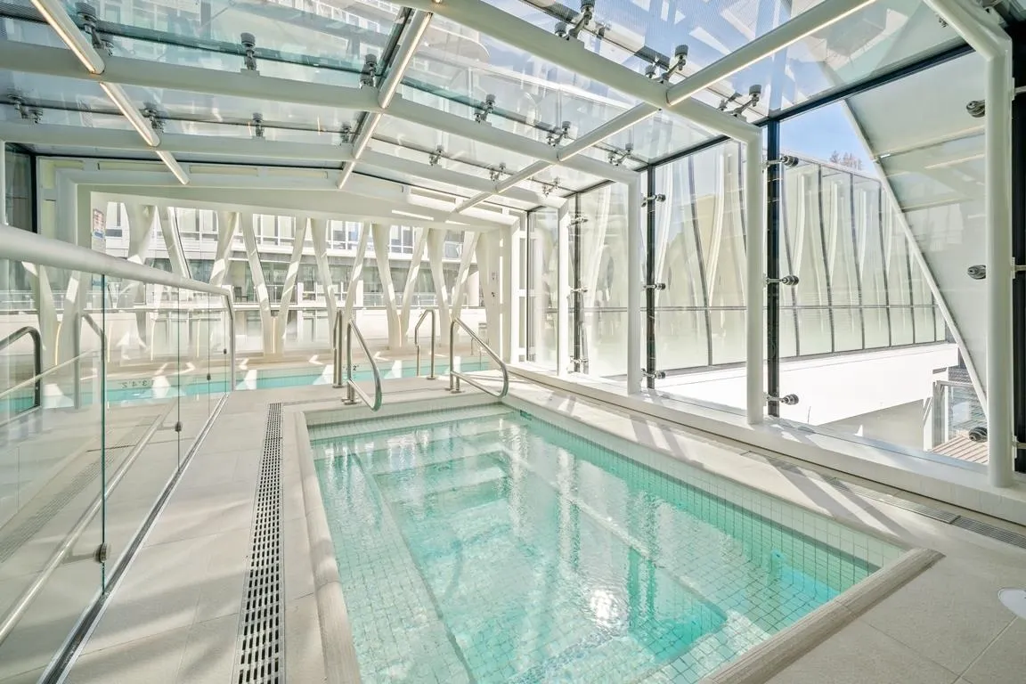 3708 1033 Nelson Street