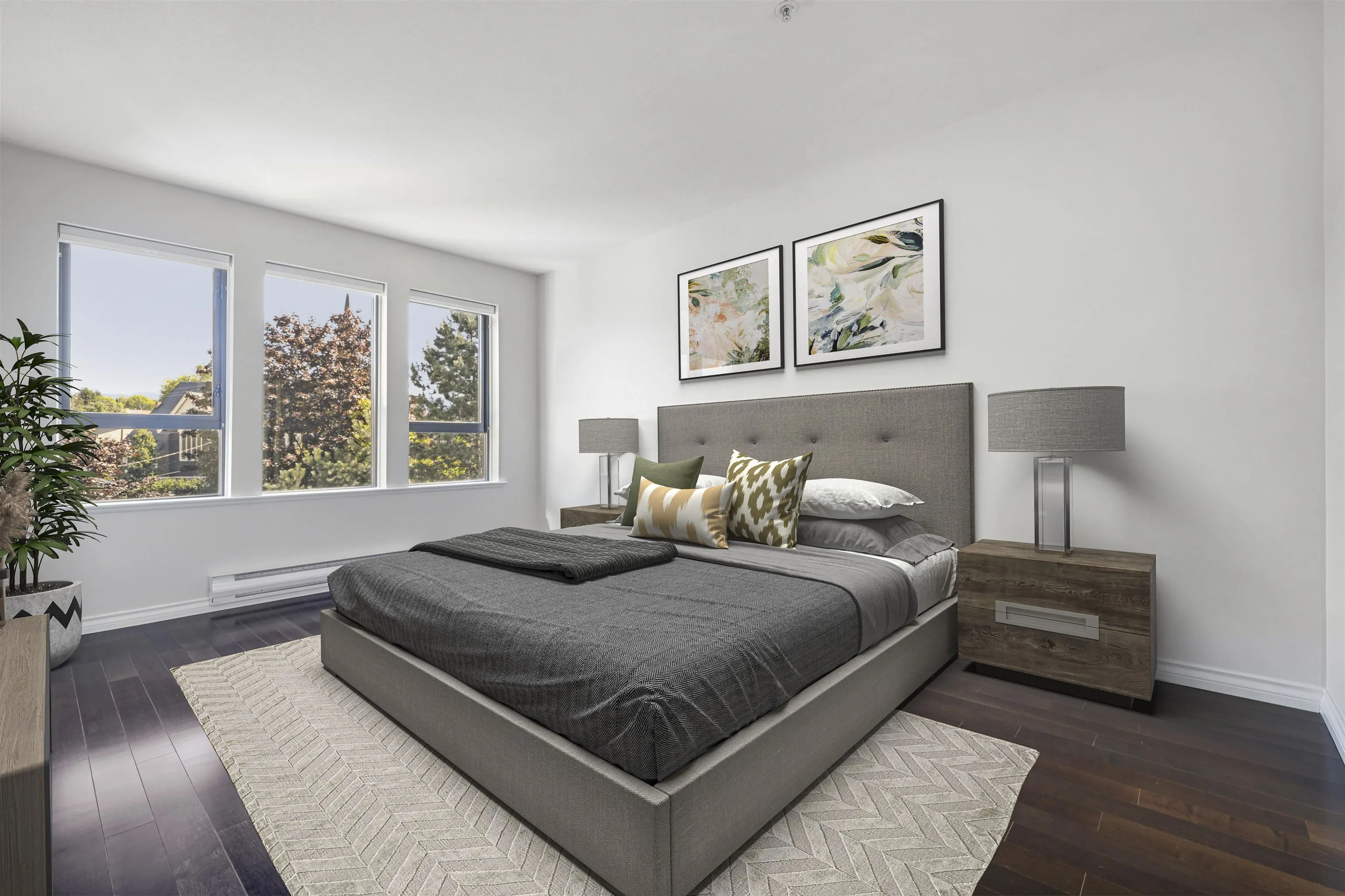PH 413 175 E 10th Street