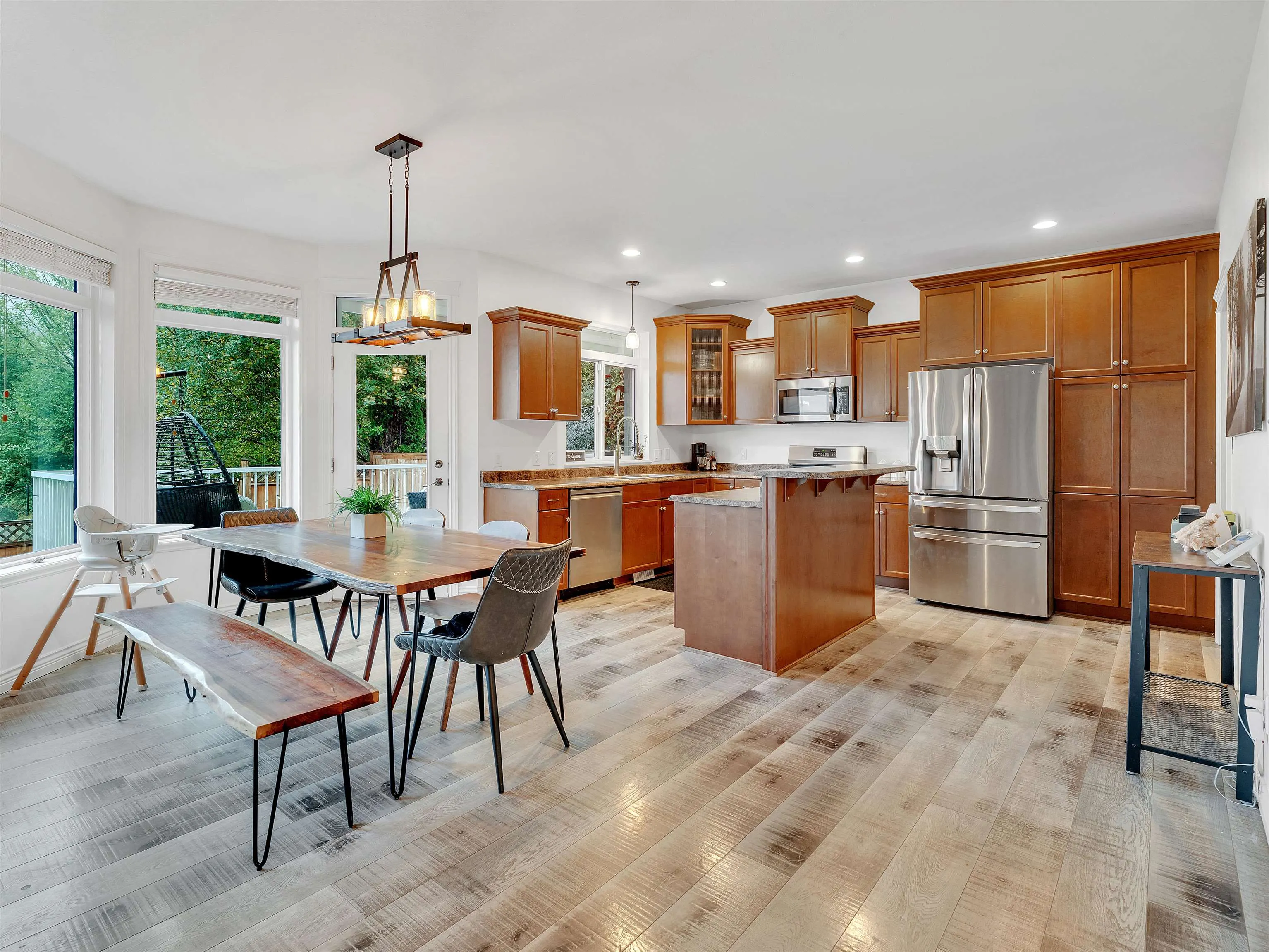 5566 Thom Creek Drive