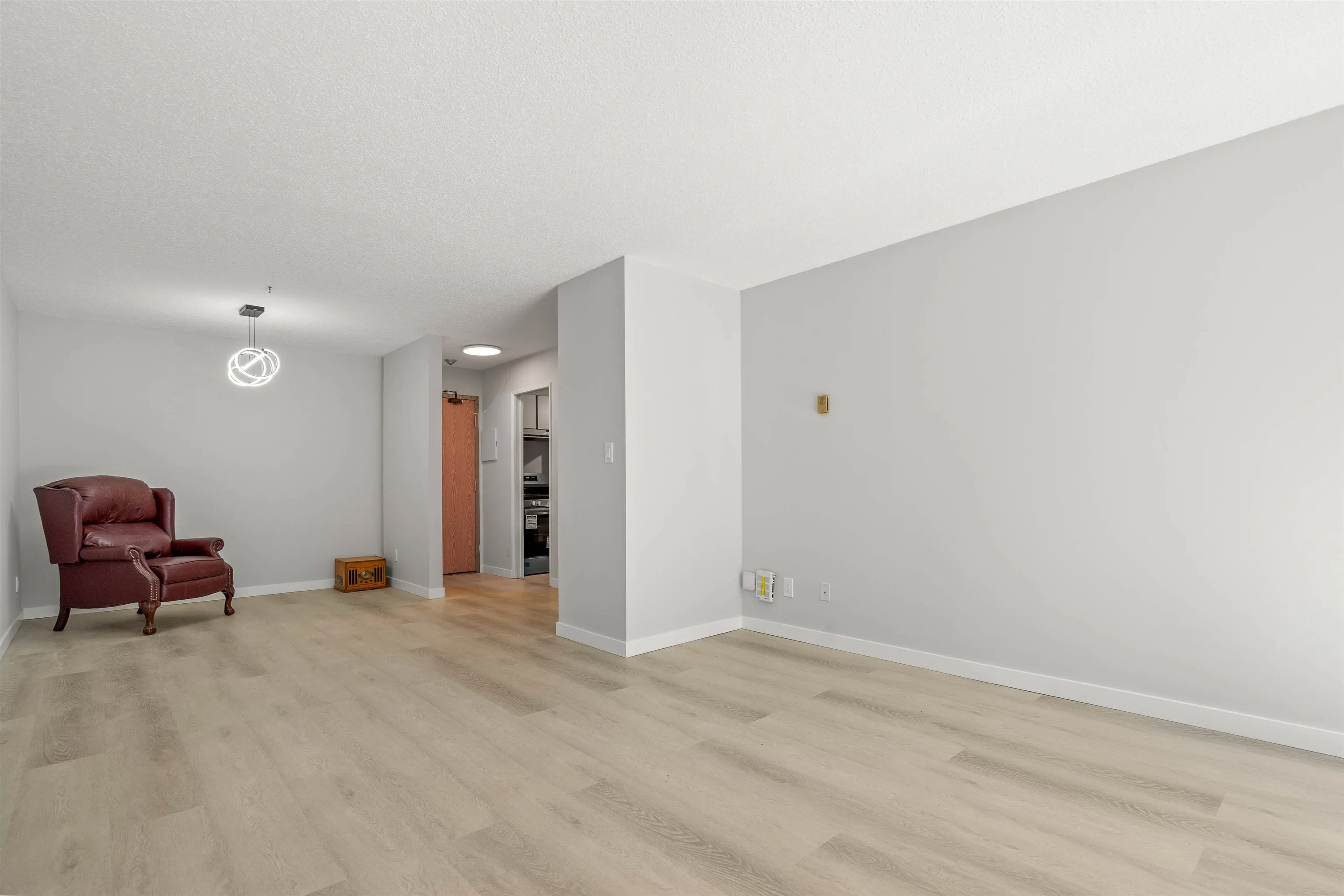 316 13507 96 Avenue