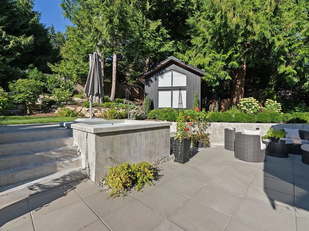 4645 Caulfeild Drive