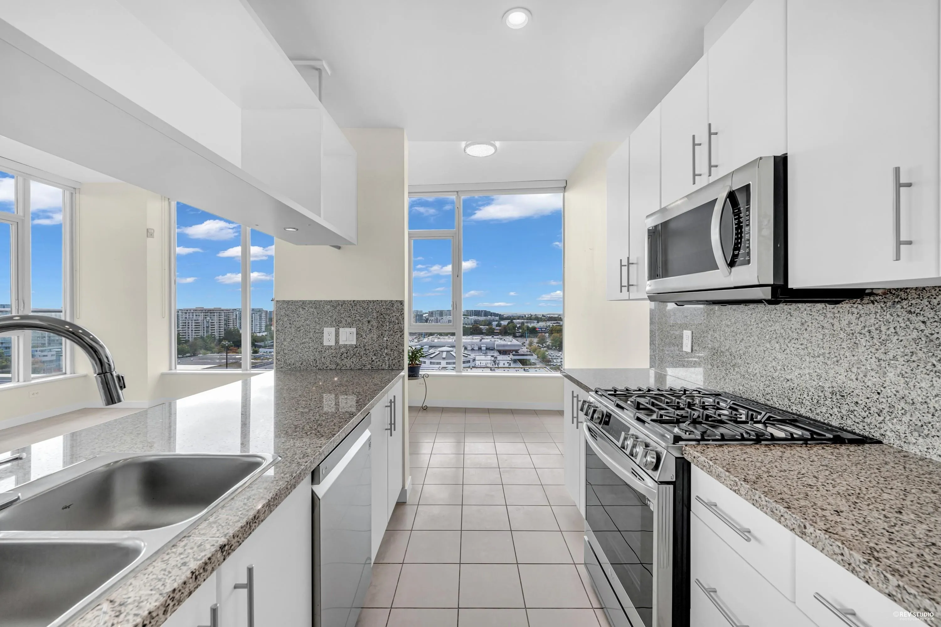 1905 5088 Kwantlen Street