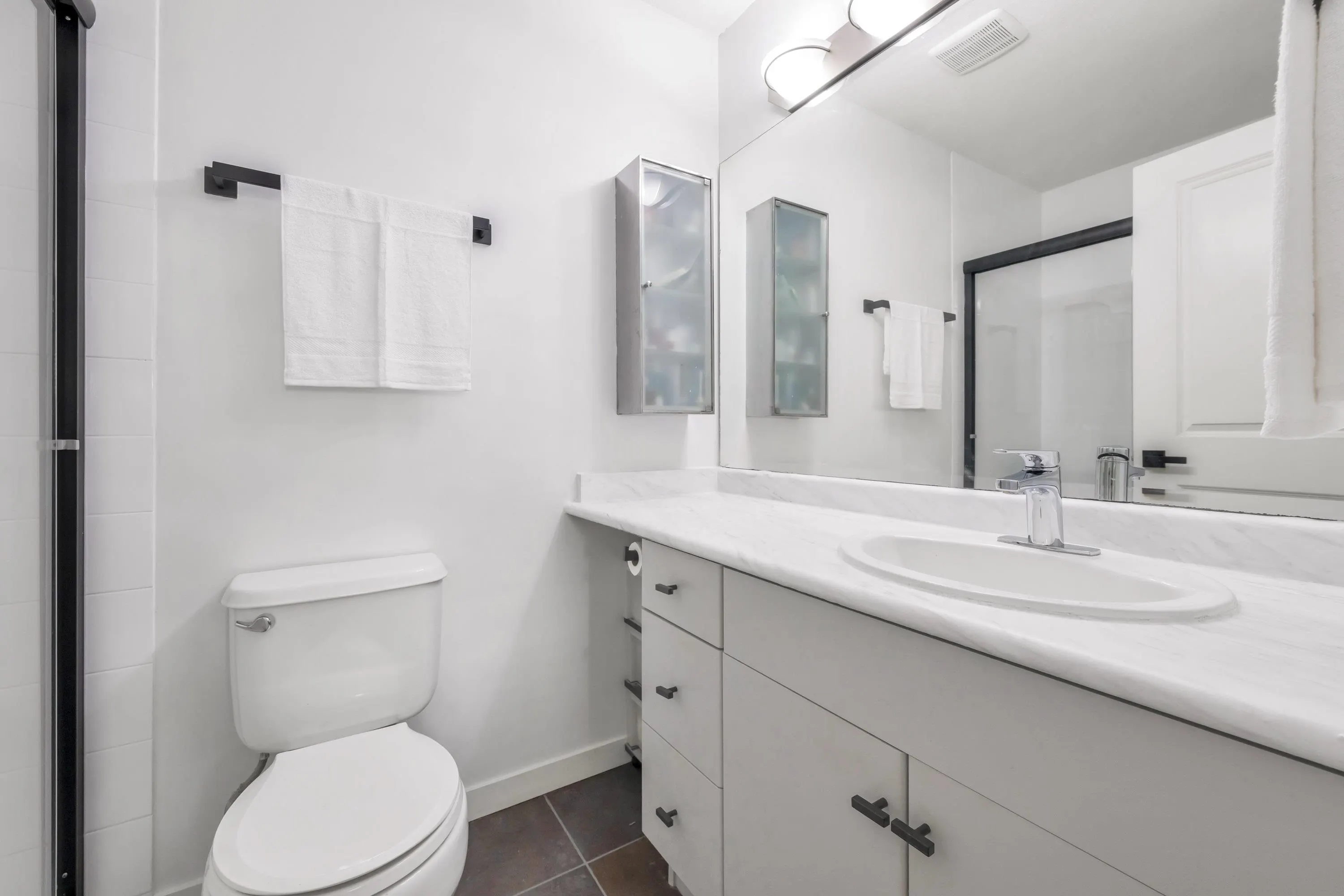 193 18701 66th Avenue