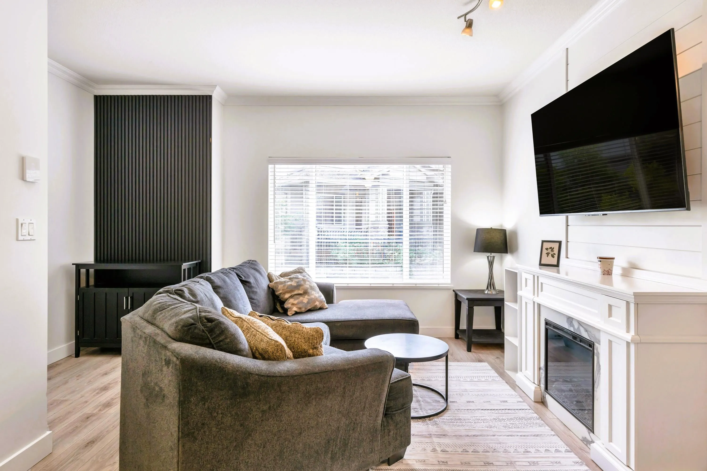 193 18701 66th Avenue