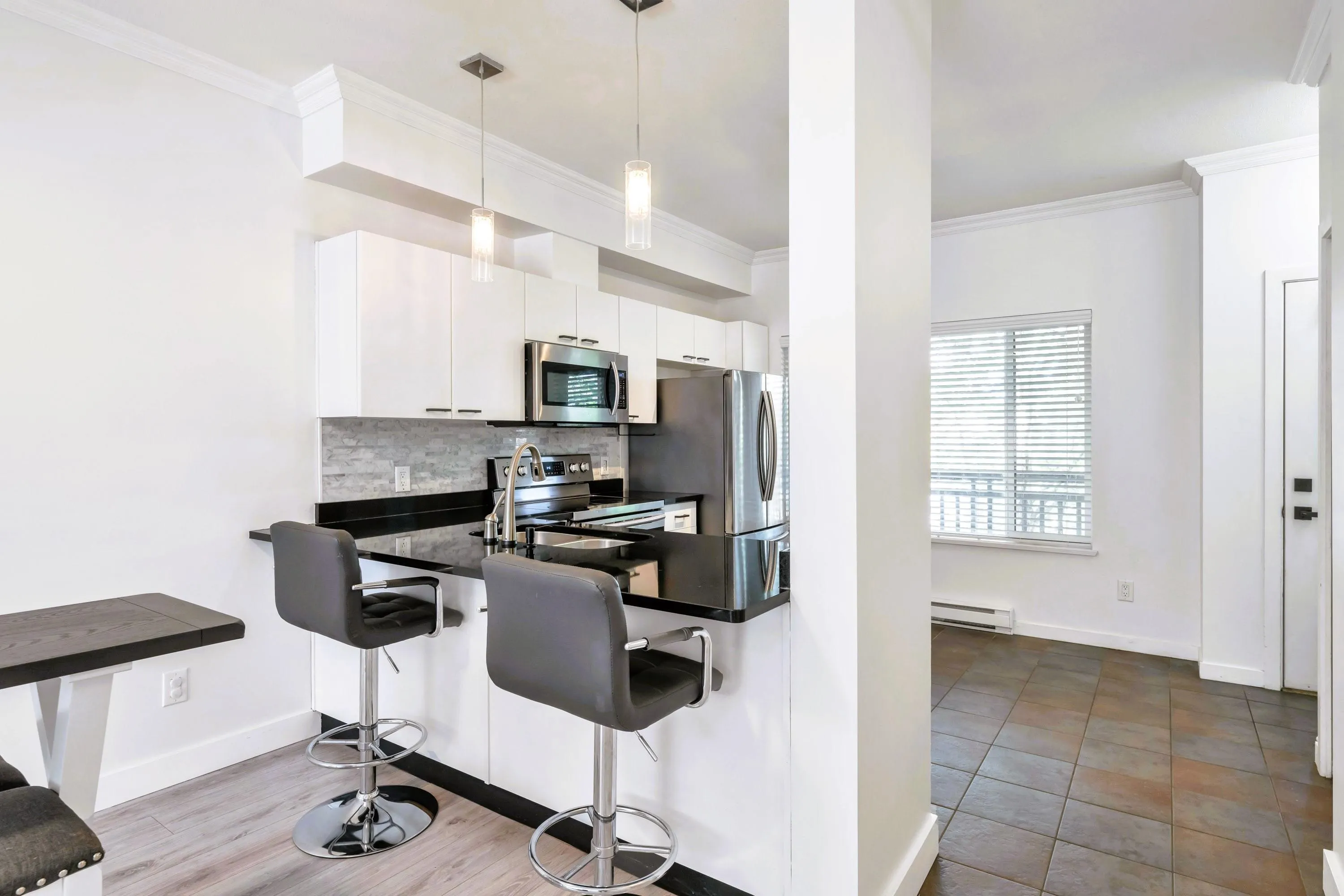 193 18701 66th Avenue