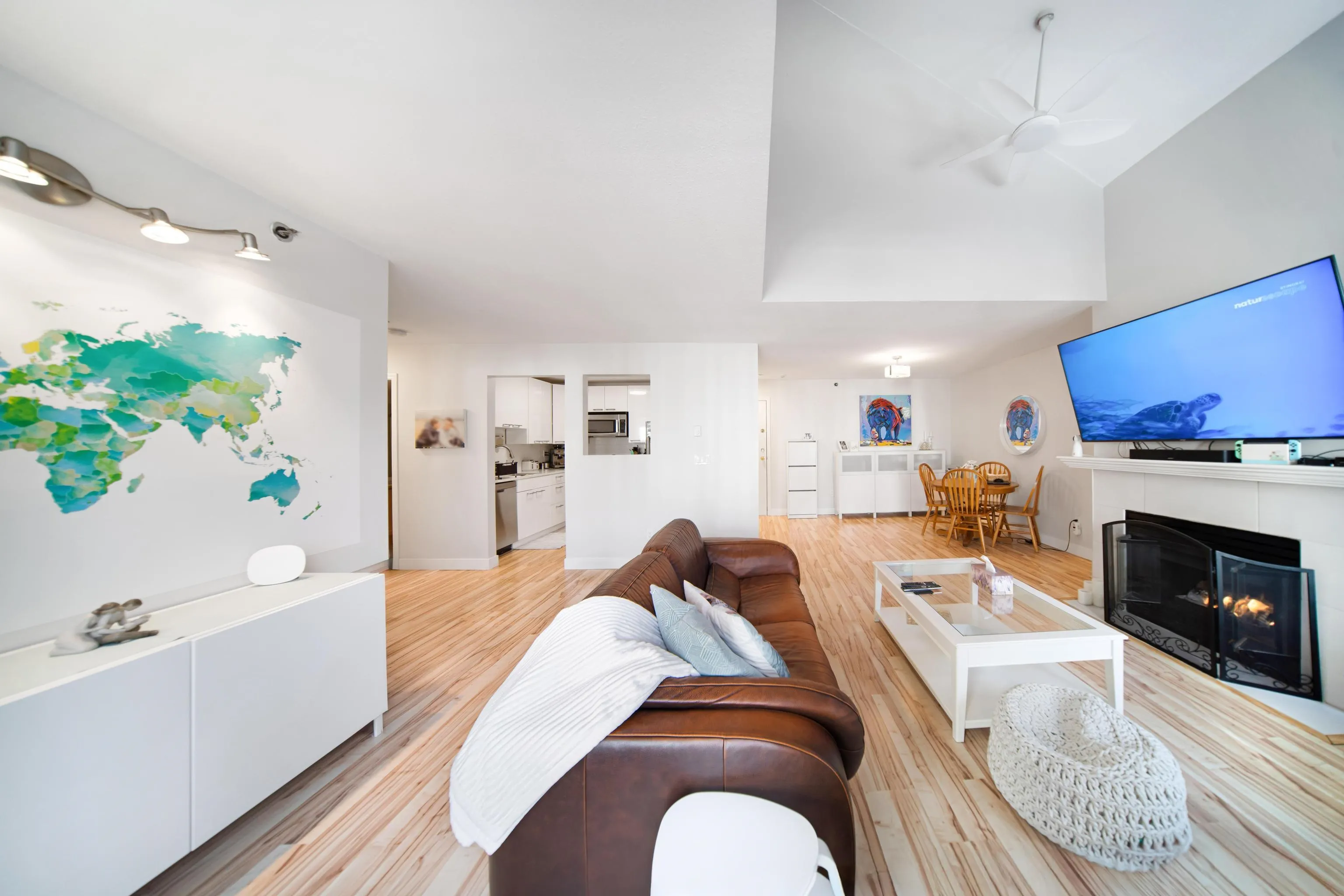 305 1175 Heffley Crescent