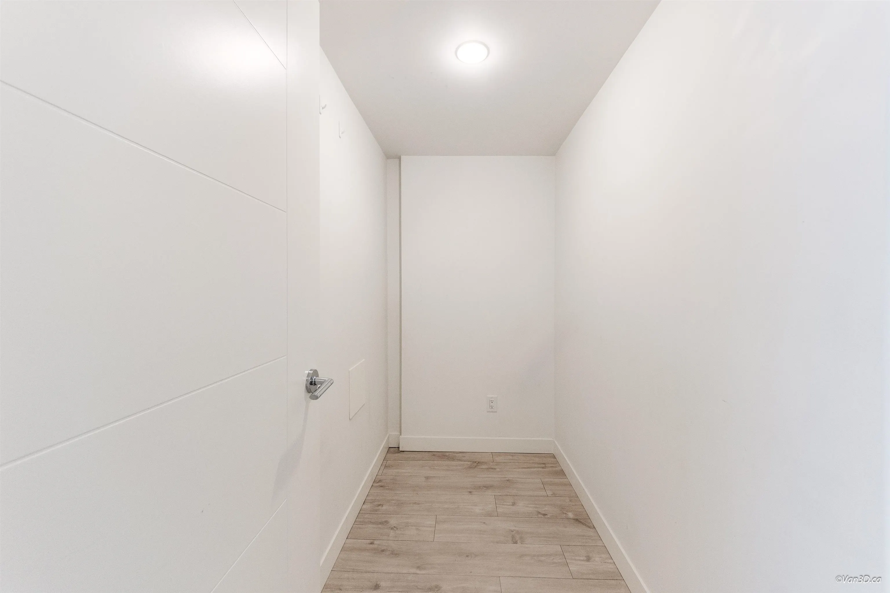 3xx 238 W Broadway