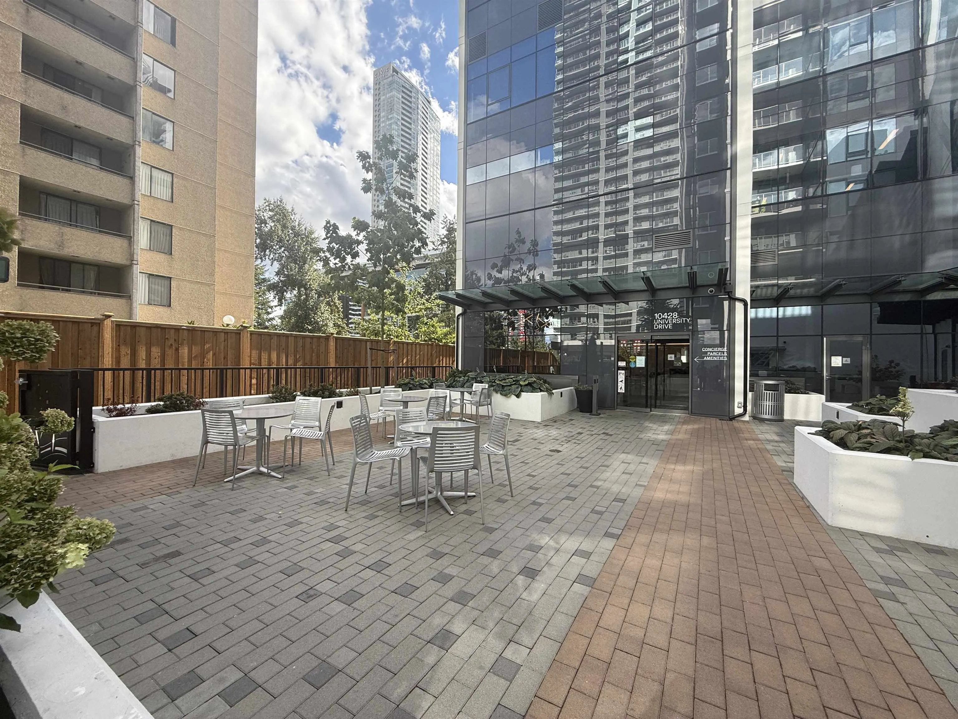 2403 13428 105 Avenue