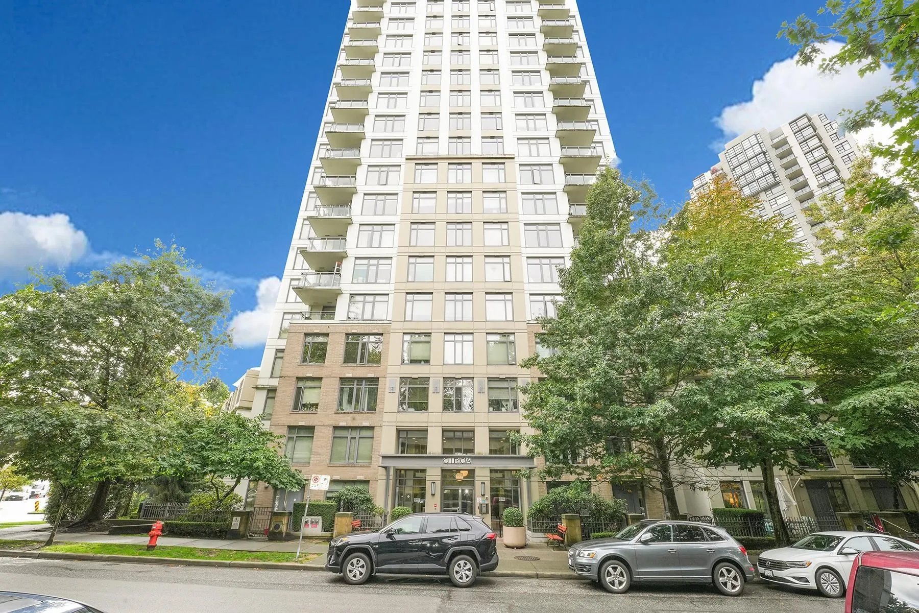 1808 3660 Vanness Avenue