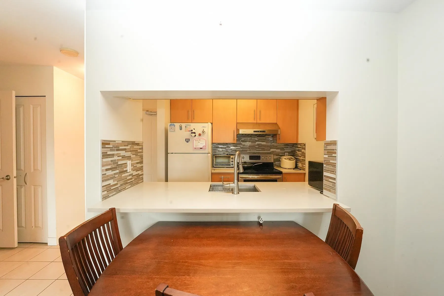 1808 3660 Vanness Avenue