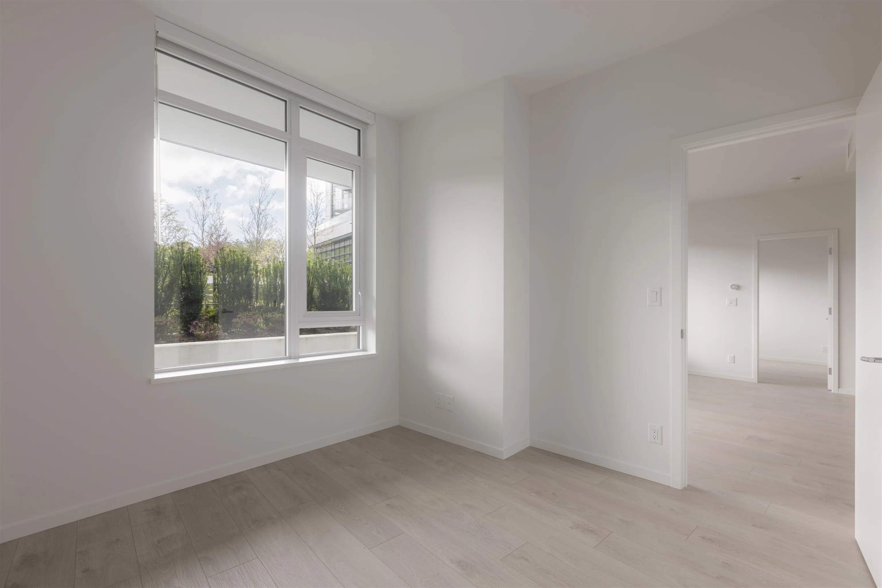 224 6808 Minoru Boulevard