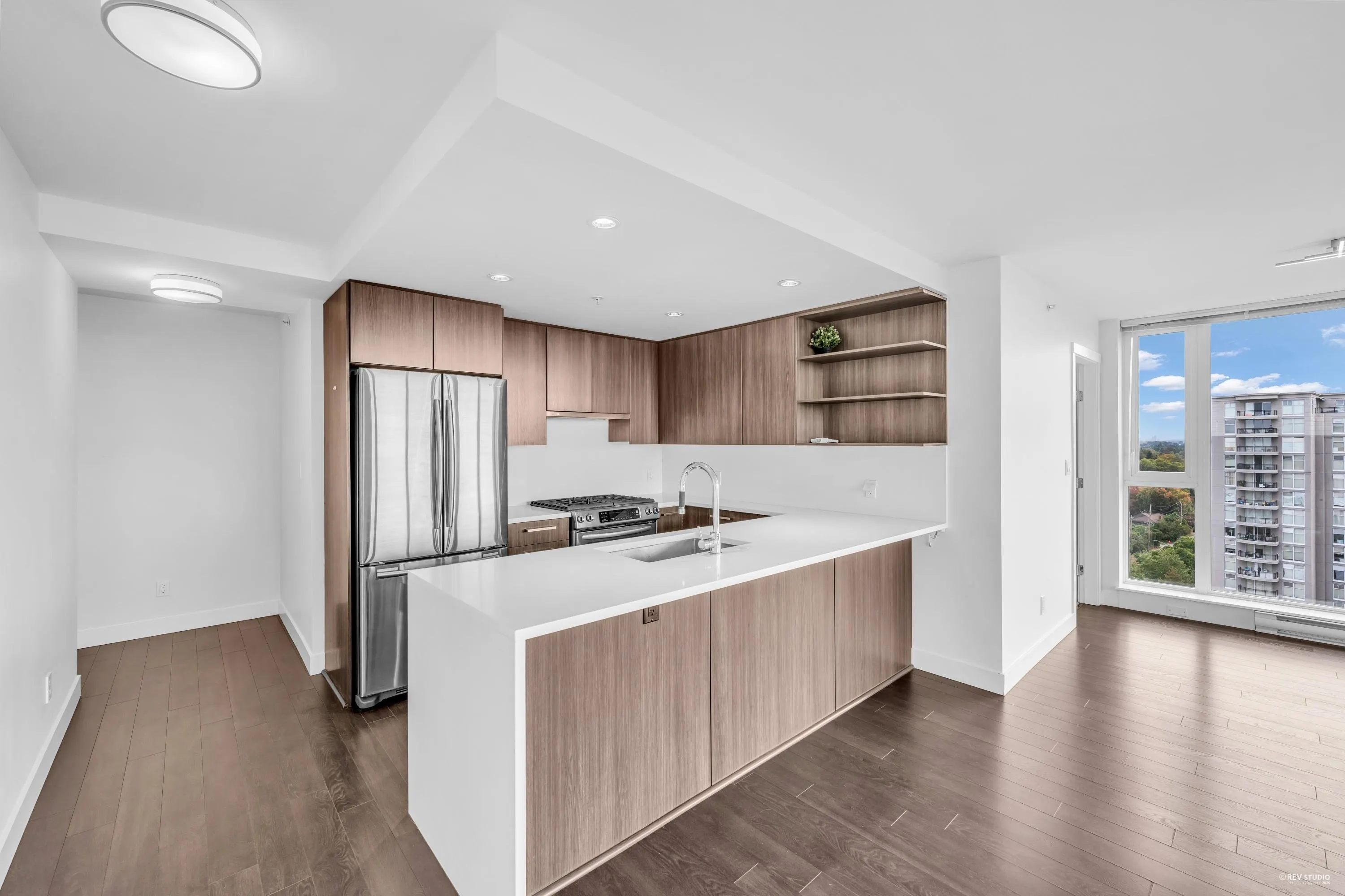 1802 8288 Granville Avenue