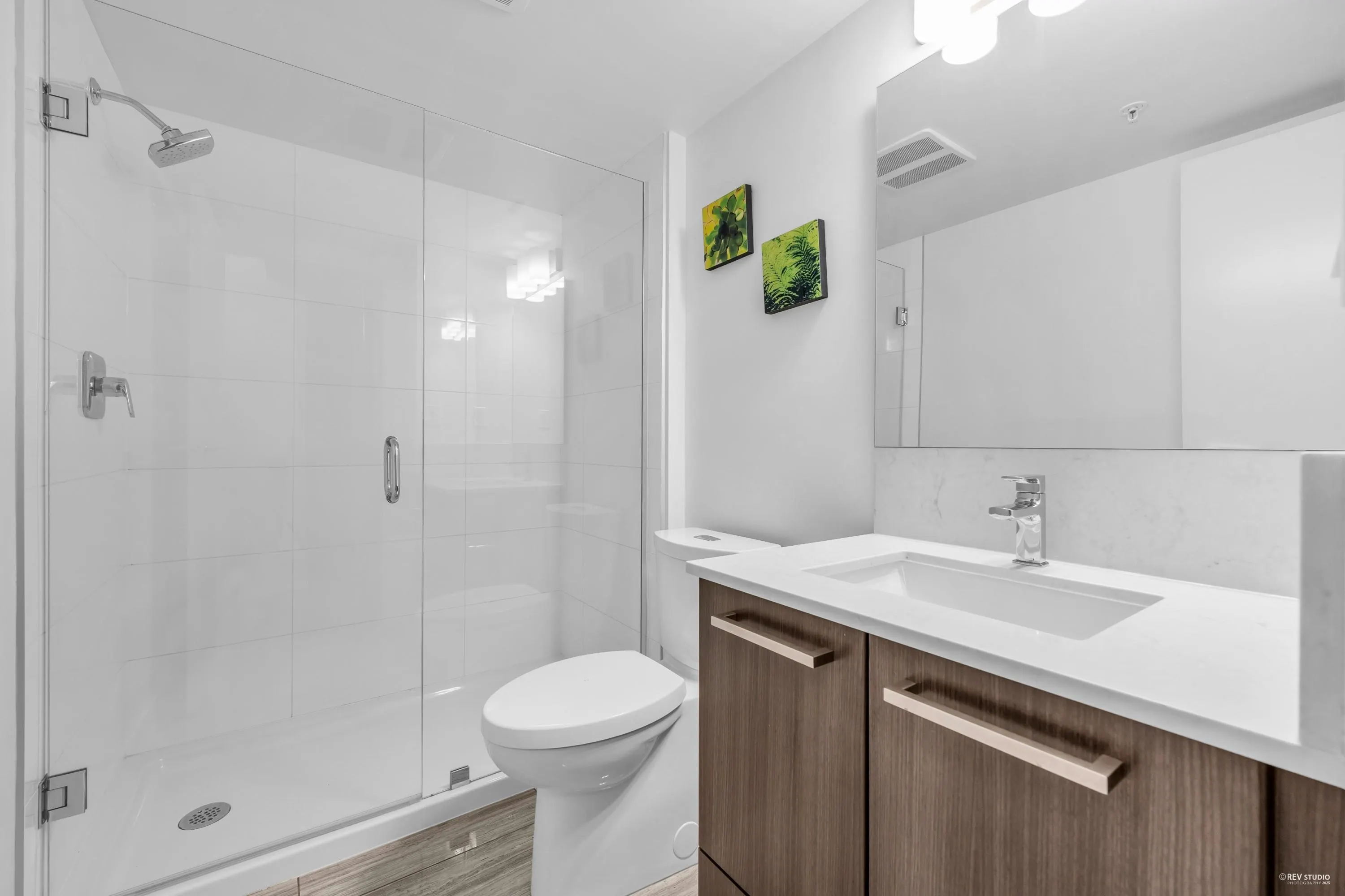 1802 8288 Granville Avenue