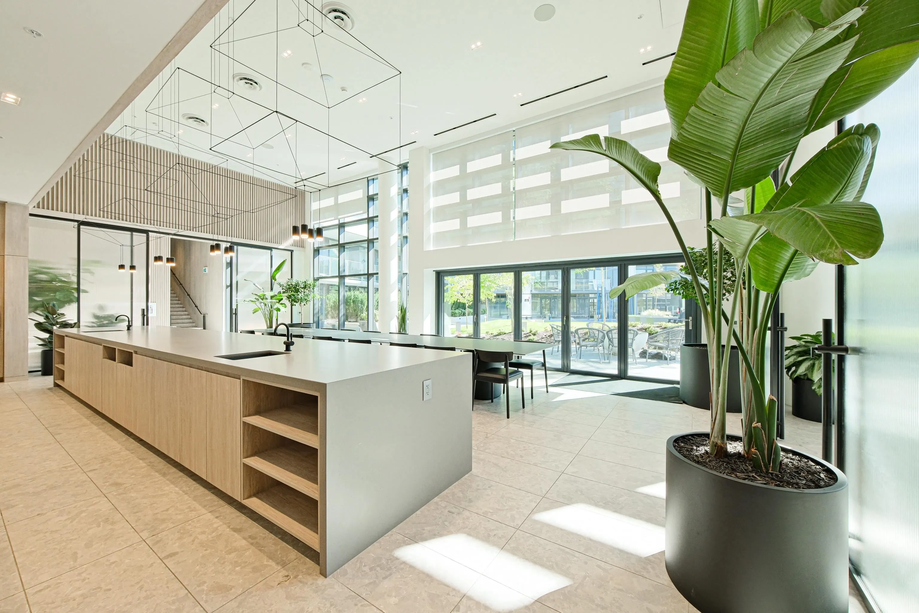 762 6600 Minoru Boulevard