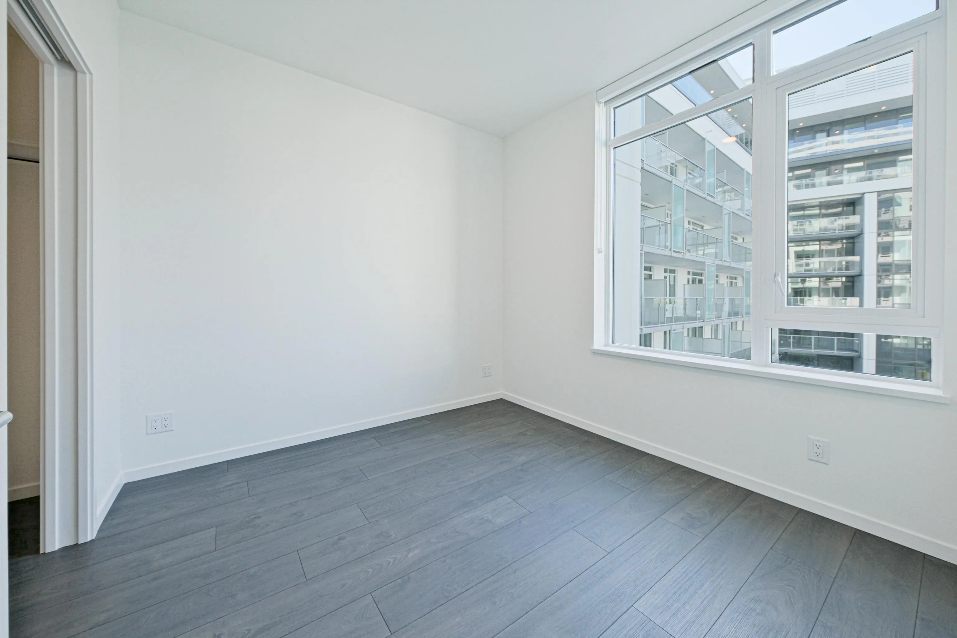 752 6500 Minoru Boulevard