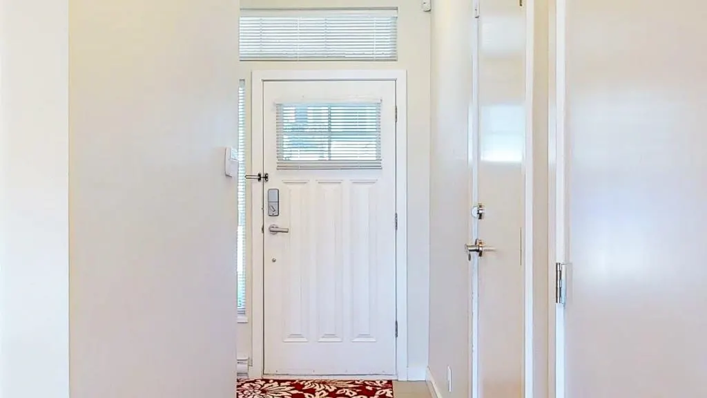 5993 Beachgate Lane