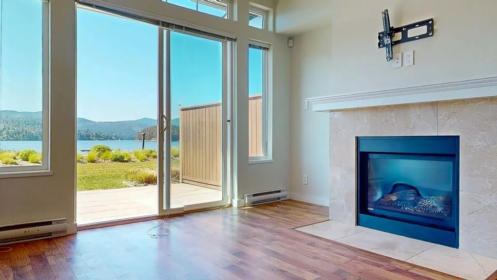 5993 Beachgate Lane