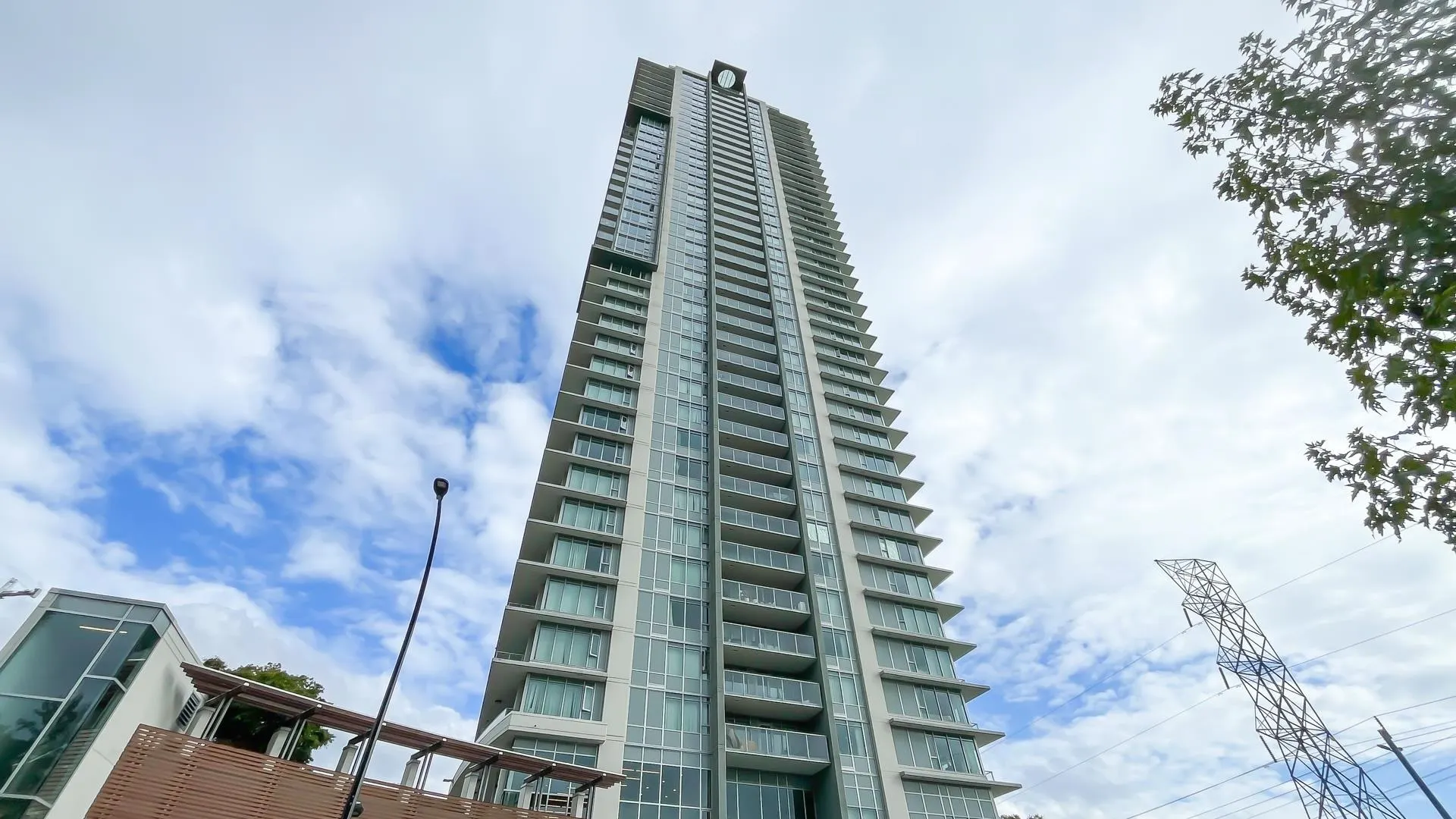 1008 2388 Madison Avenue