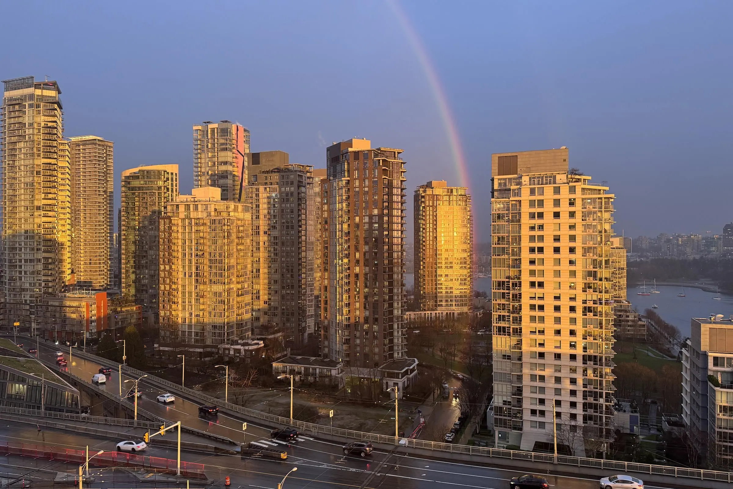 2207 1500 Howe Street