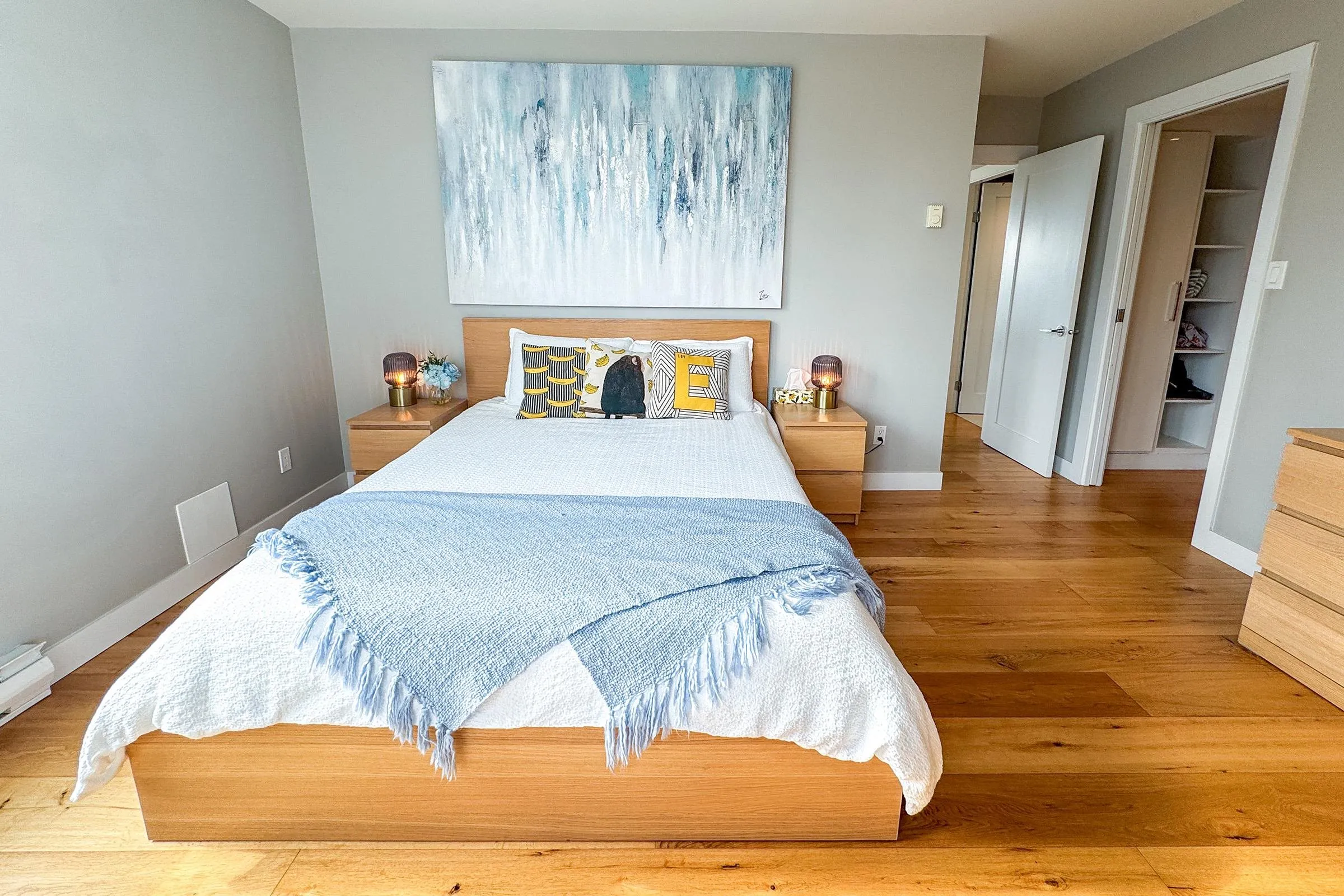 2207 1500 Howe Street