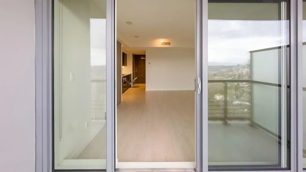 3110 4730 Lougheed Highway