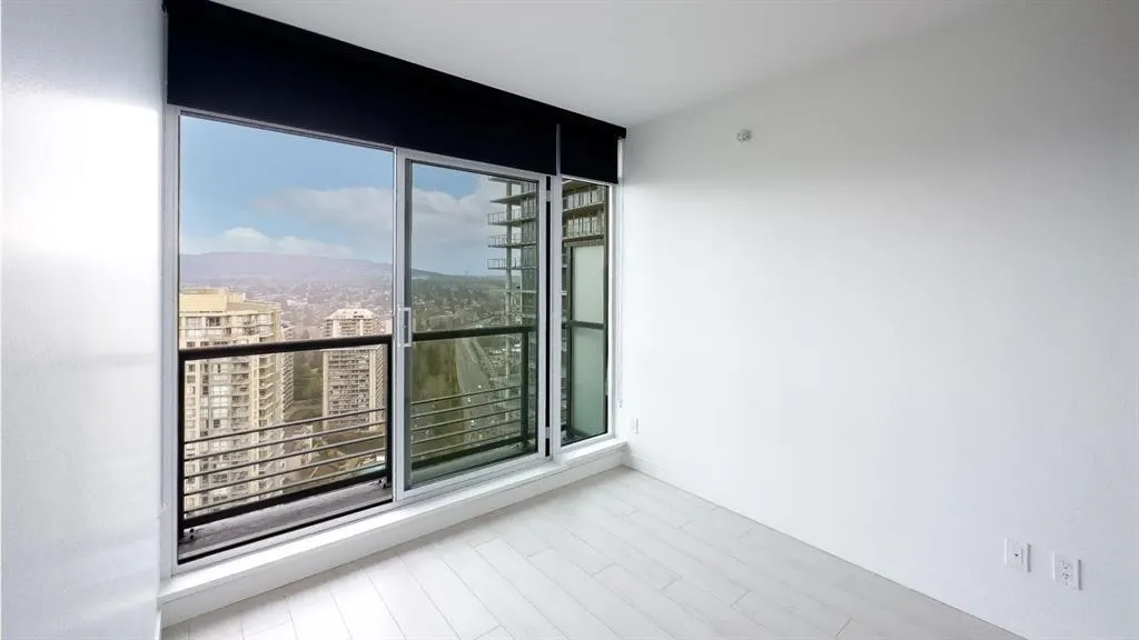 3110 4730 Lougheed Highway