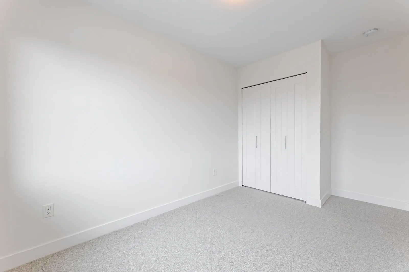 120 3421 Queenston Avenue