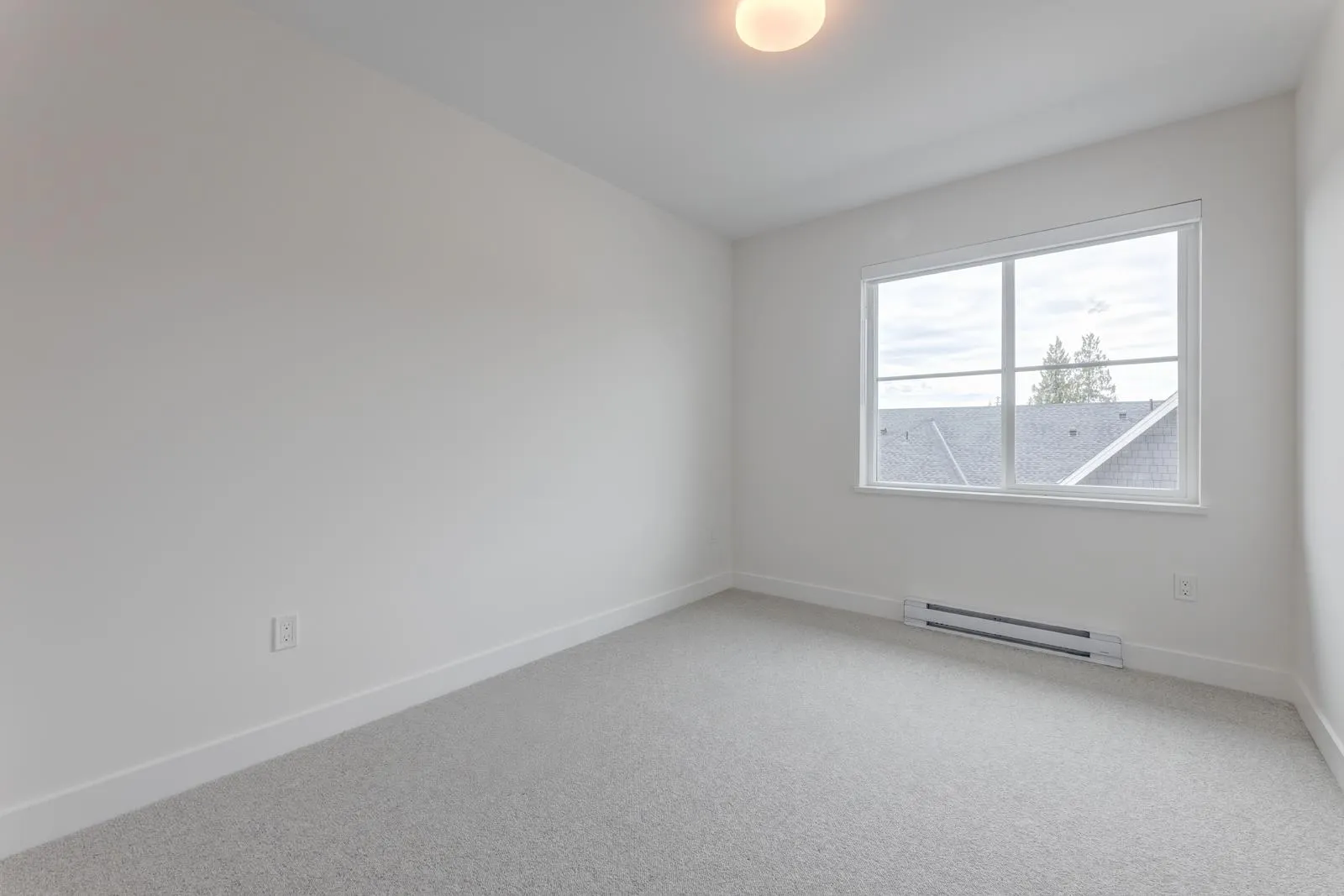 120 3421 Queenston Avenue