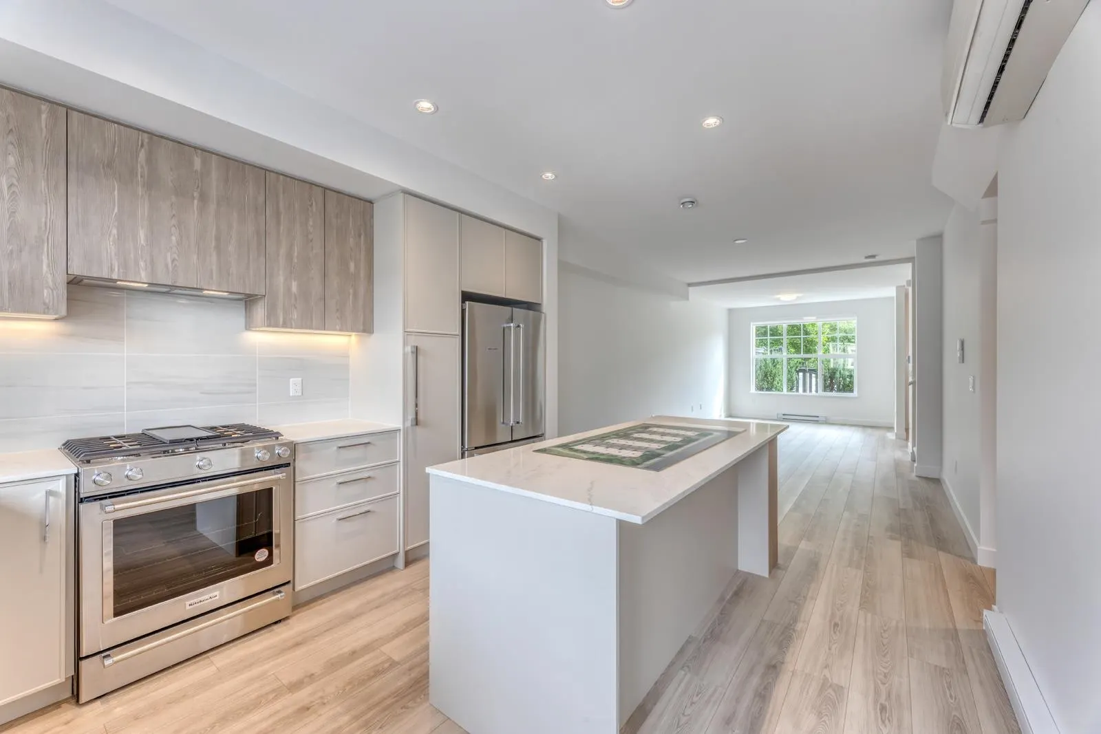 120 3421 Queenston Avenue