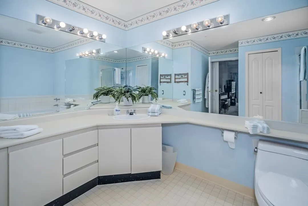 108 4753 W River Road